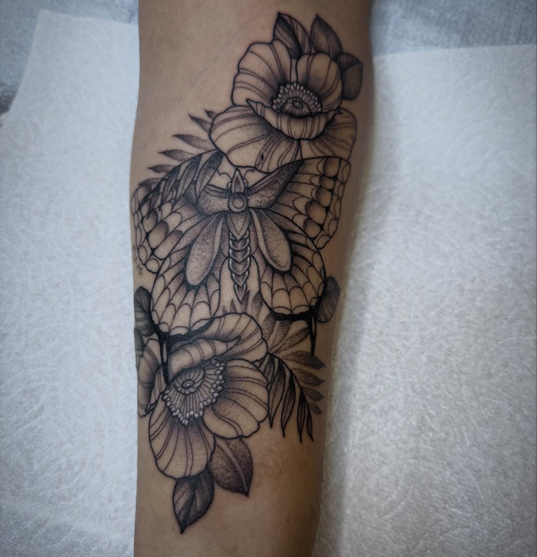 Tattoo by @ohtanyagee — black_and_grey, realism