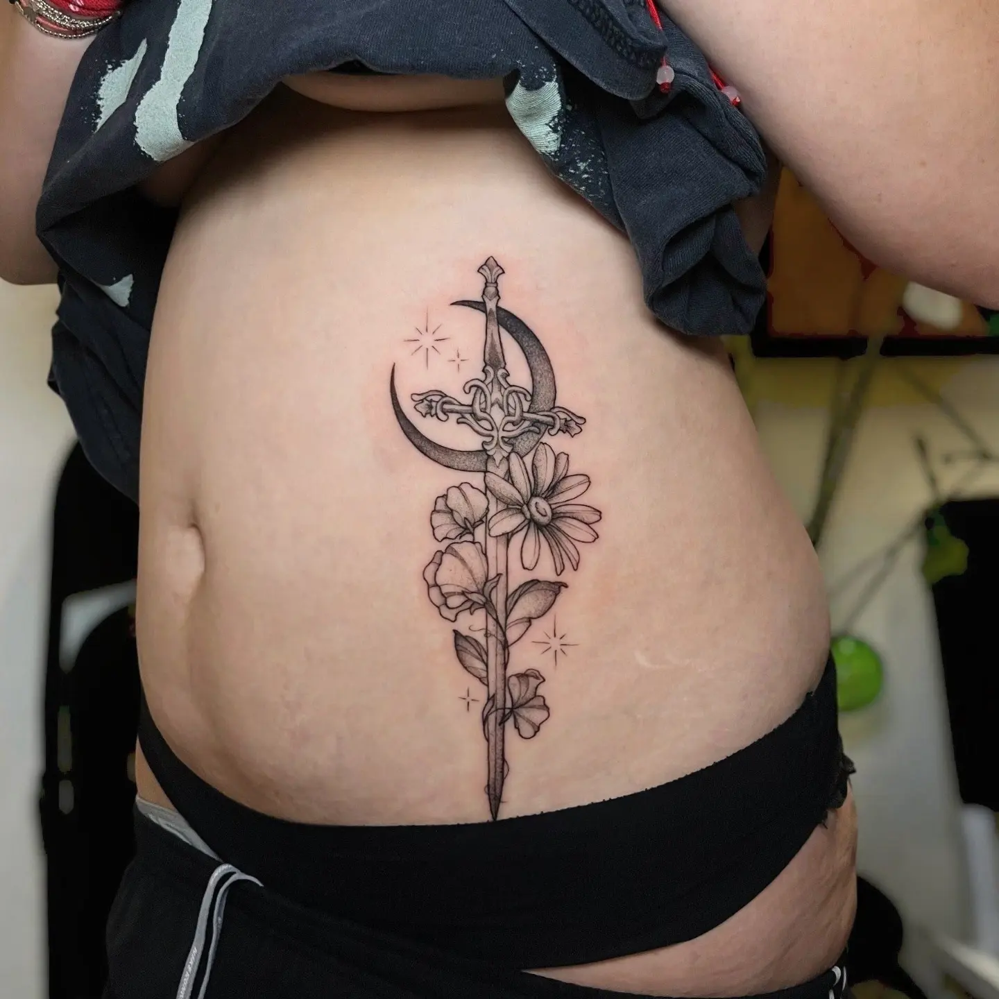 Tattoo by @msbeetattoos β black_and_grey