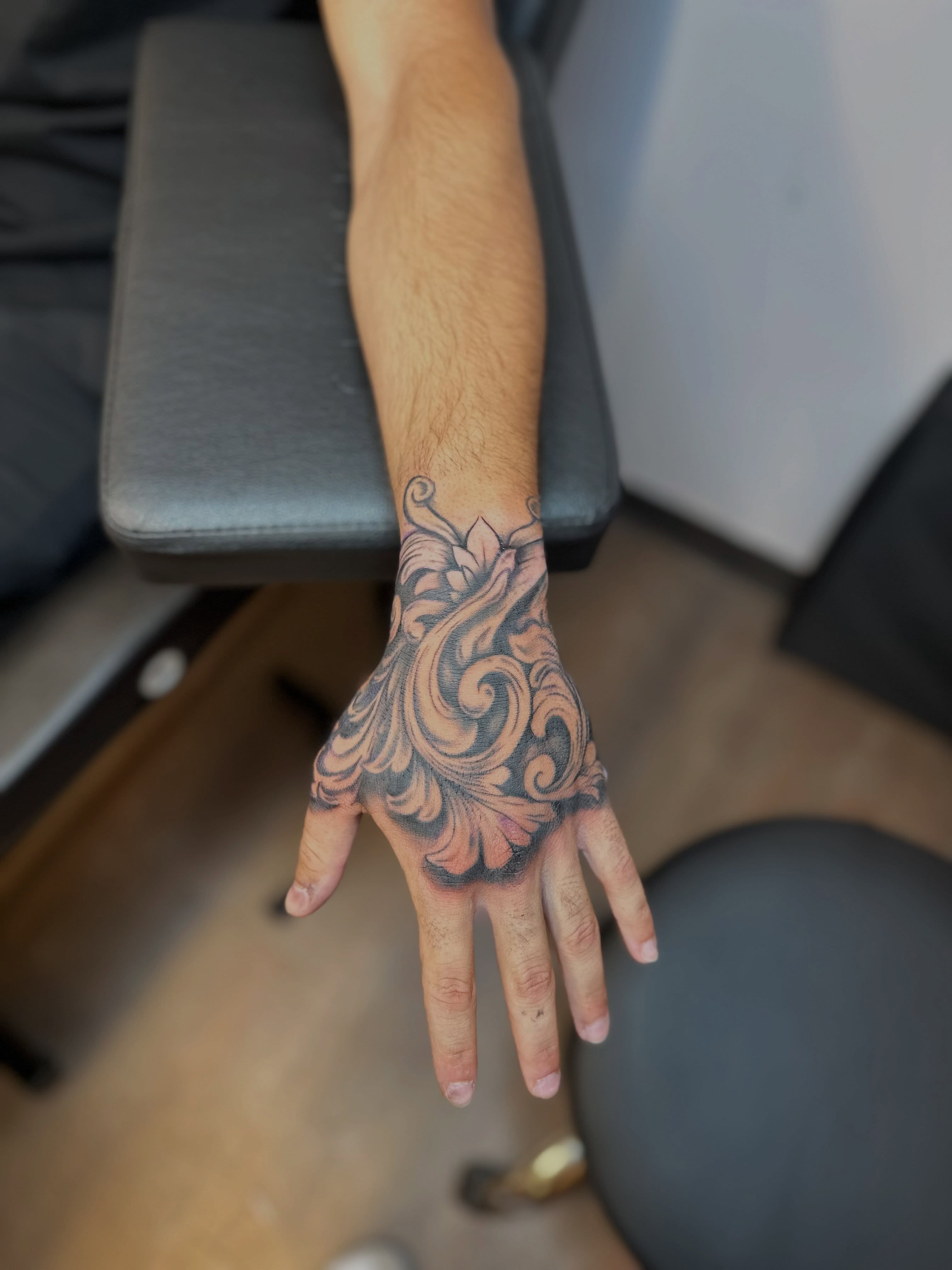 Tattoo by @florex._ink — ornamental