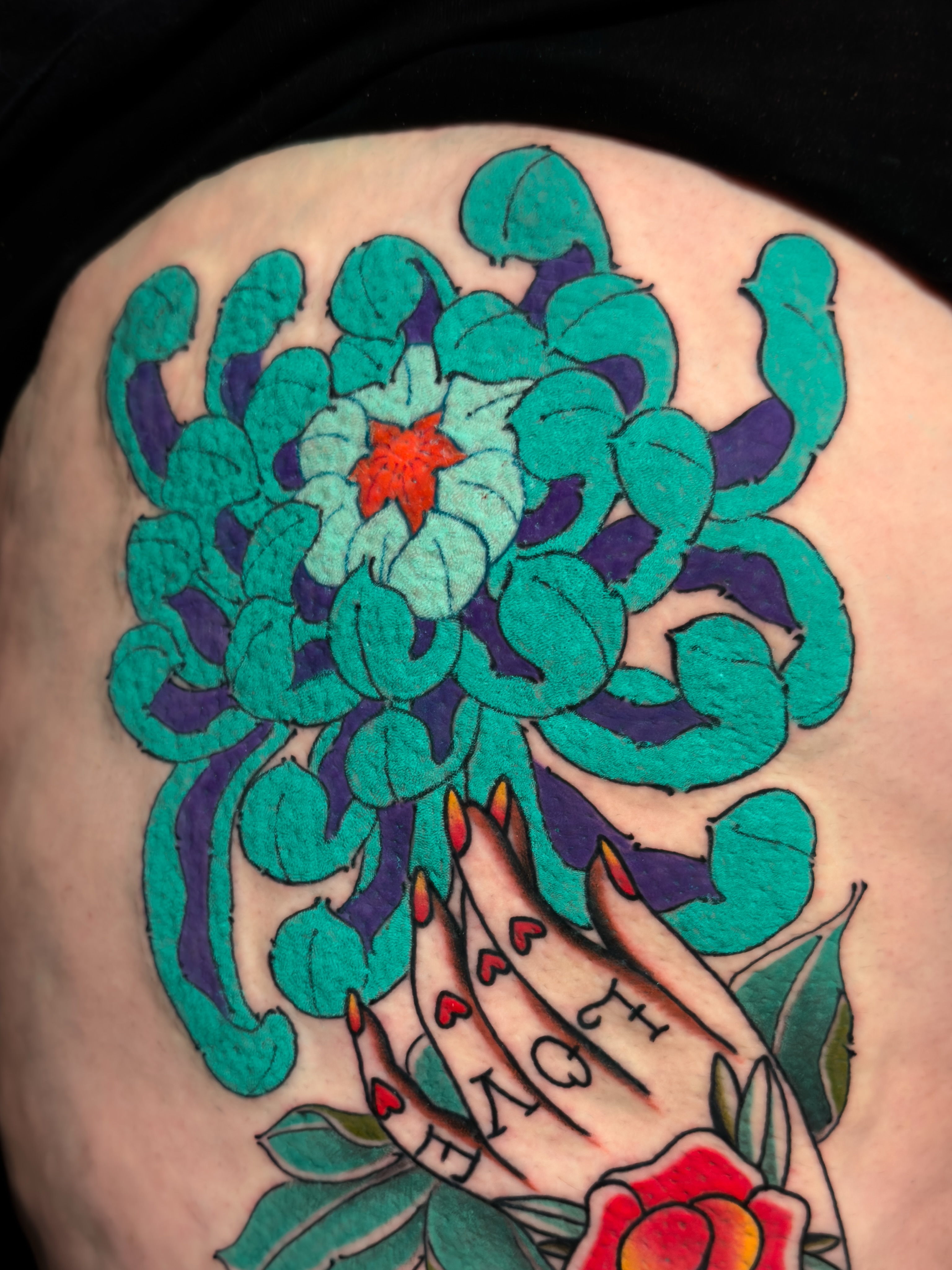 Tattoo by @theredcrownmagic — american_traditional
