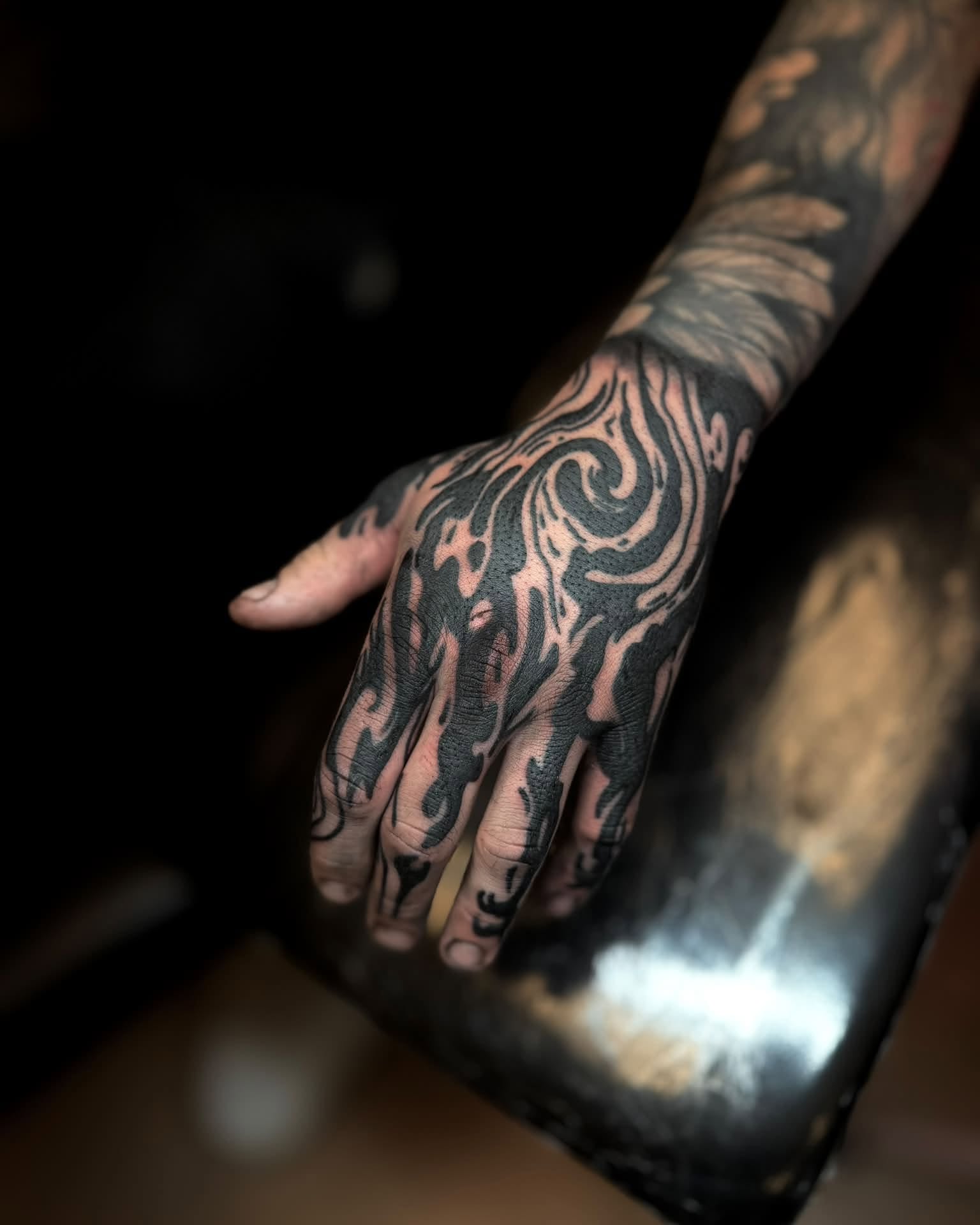 Tribal pattern tribal tattoo on the hand by Eden Rose, Kalama, Washington