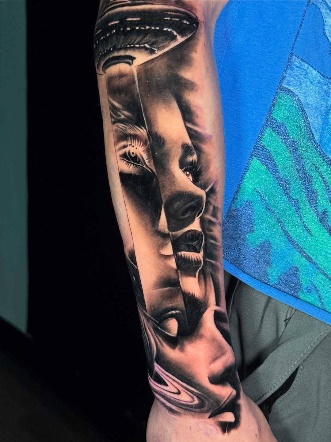 Tattoo by @arthurvolper — realism, black_and_grey