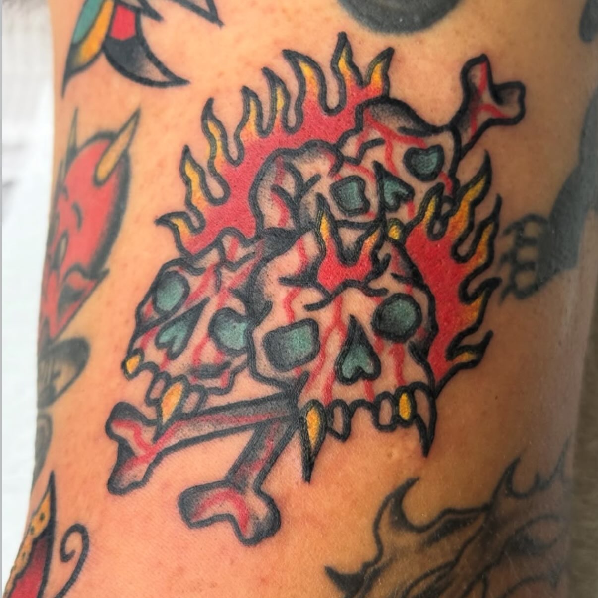 Tattoo by @lindsayloutat2 — american_traditional