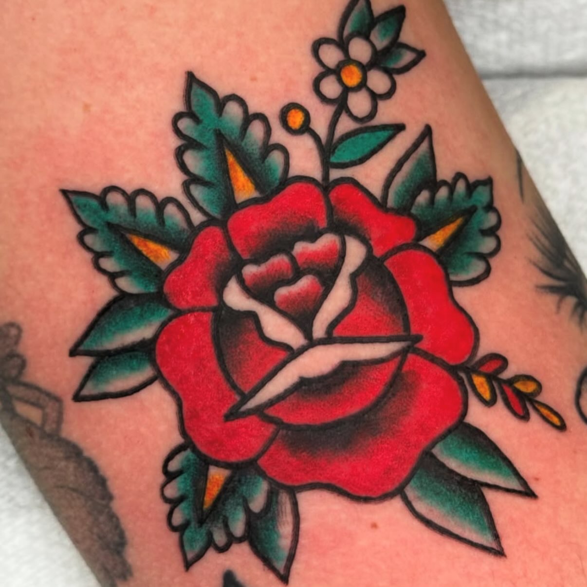 Tattoo by @lindsayloutat2 — american_traditional