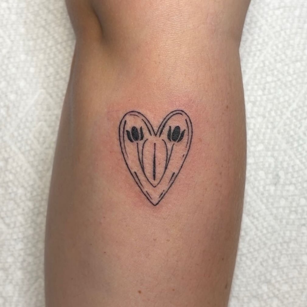 Tattoo by @mollydixontattoos — fine_line, minimalist
