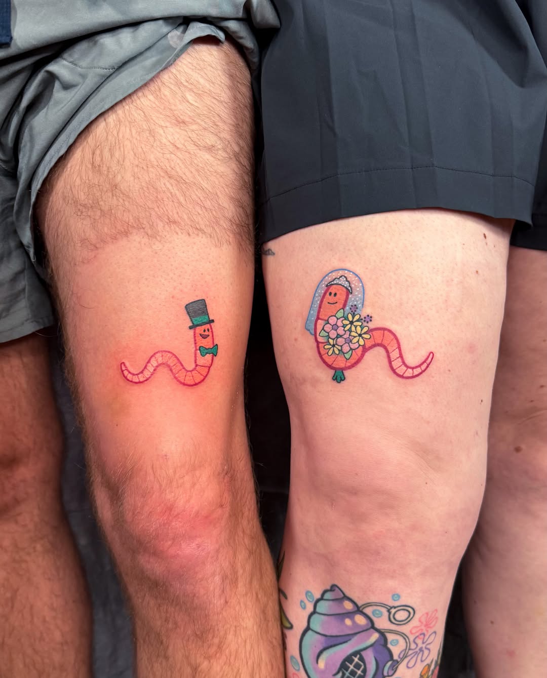 Worm couple new school tattoo on the thigh by Janine Ramos