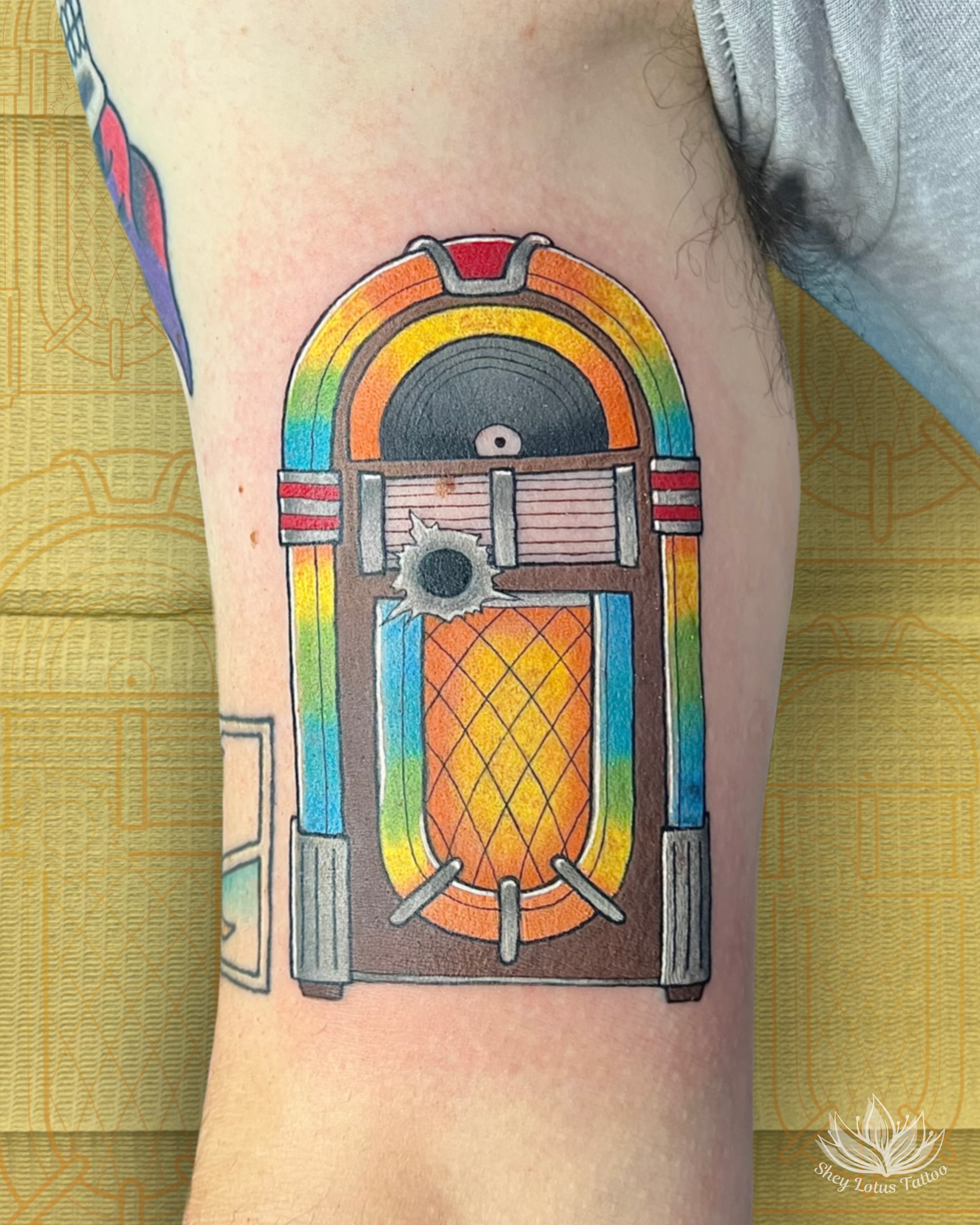 Tattoo by @sheylotustattoo — new_school