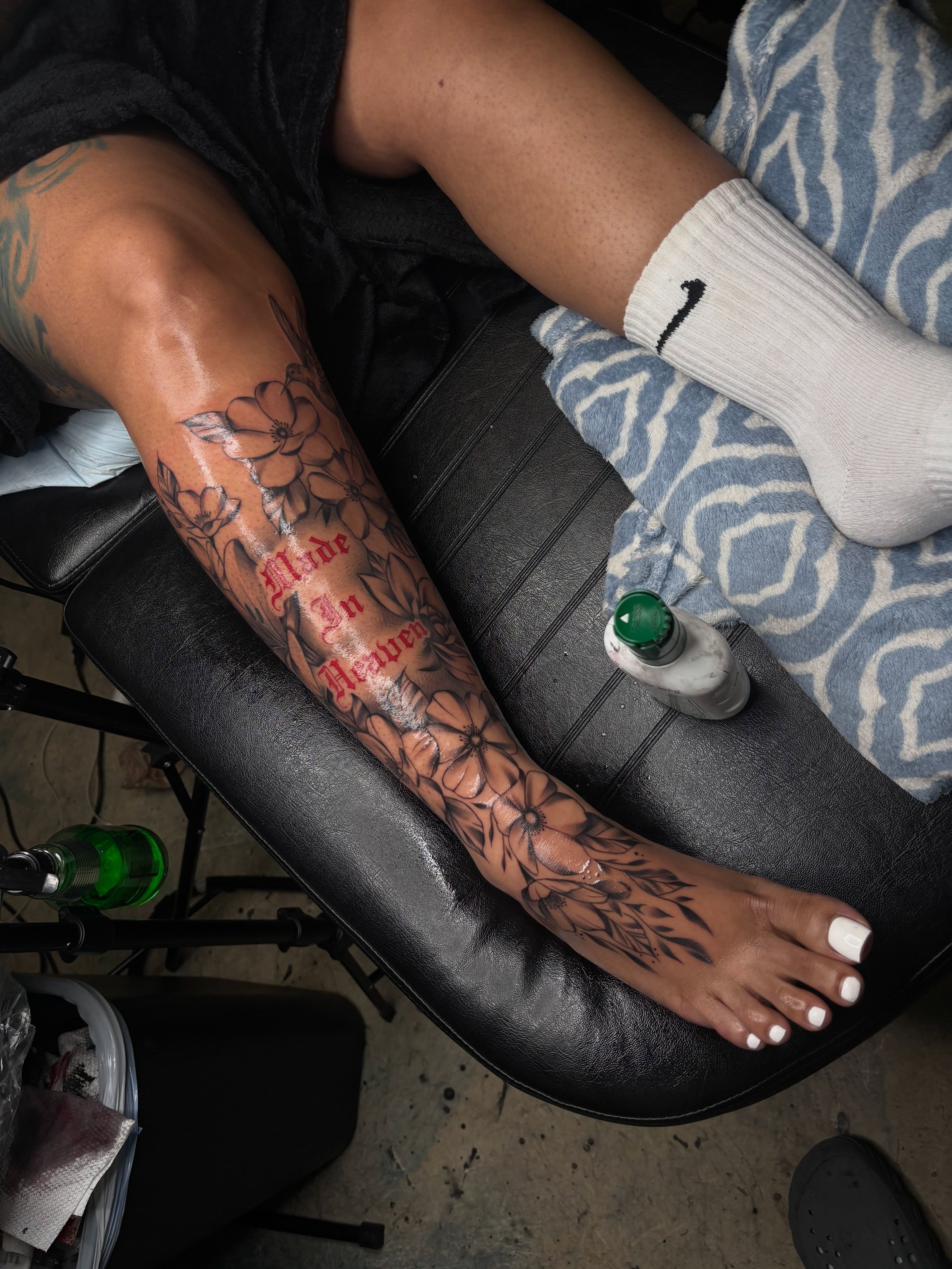 Floral design American traditional tattoo on the forearm by Jay Daartist