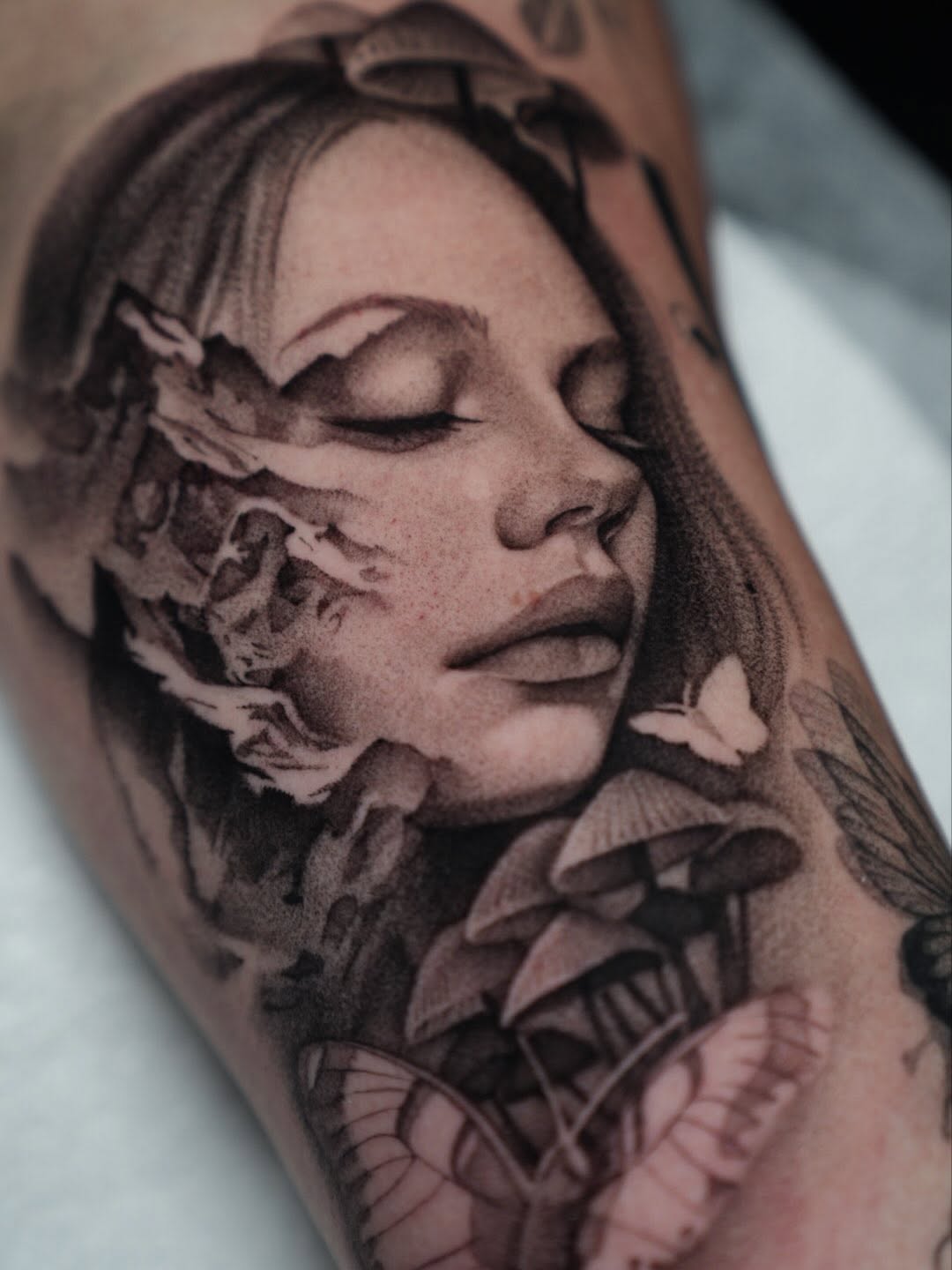 Tattoo by @_vividdreams — black_and_grey, realism