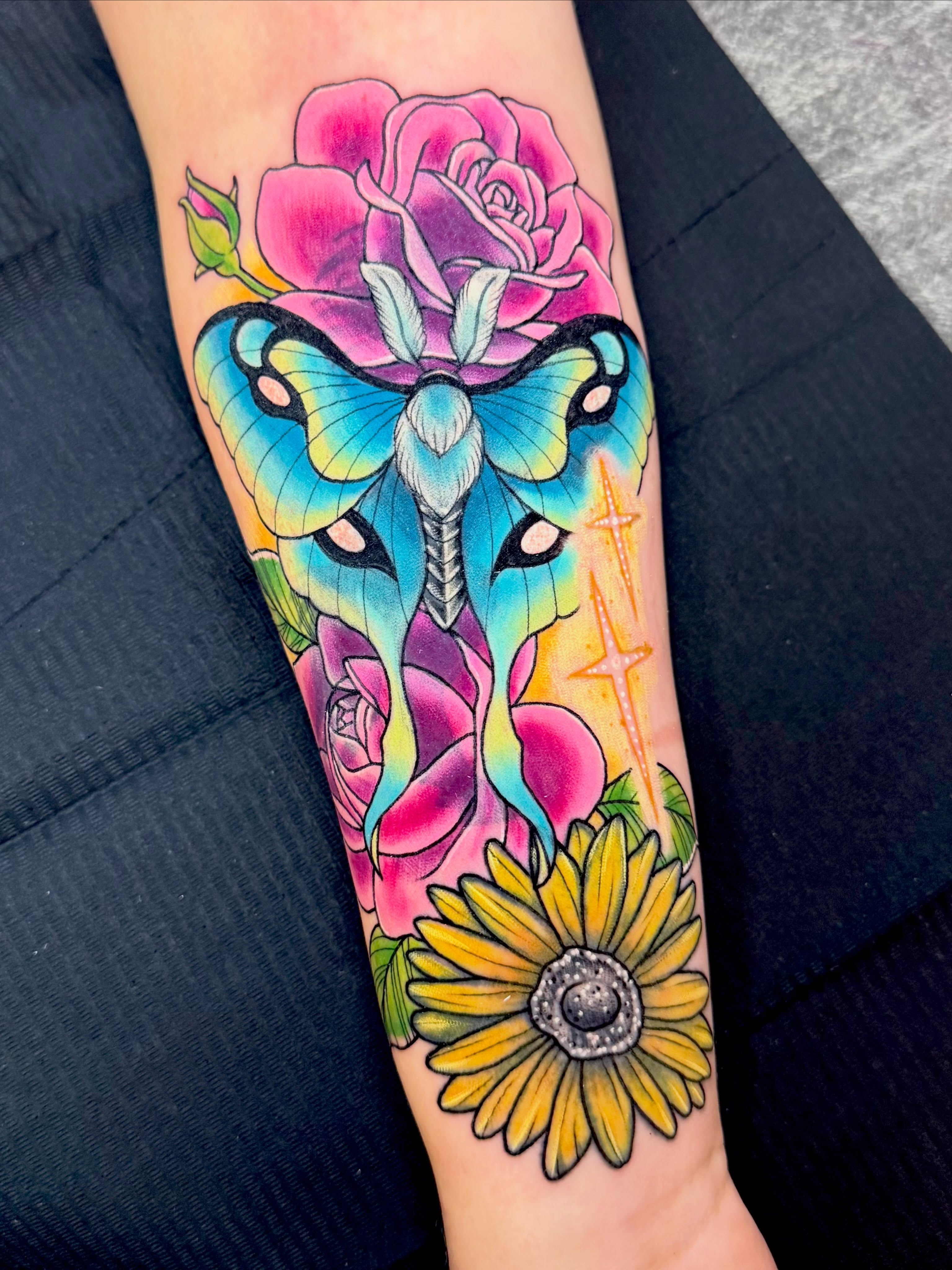 Tattoo by @uncommoncreature — american_traditional, new_school
