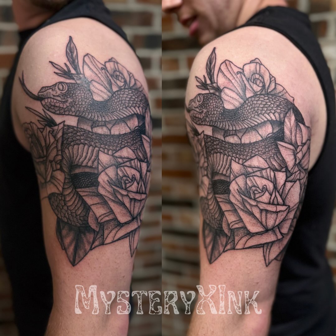 Tattoo by @mysteryxink — black_and_grey, geometric
