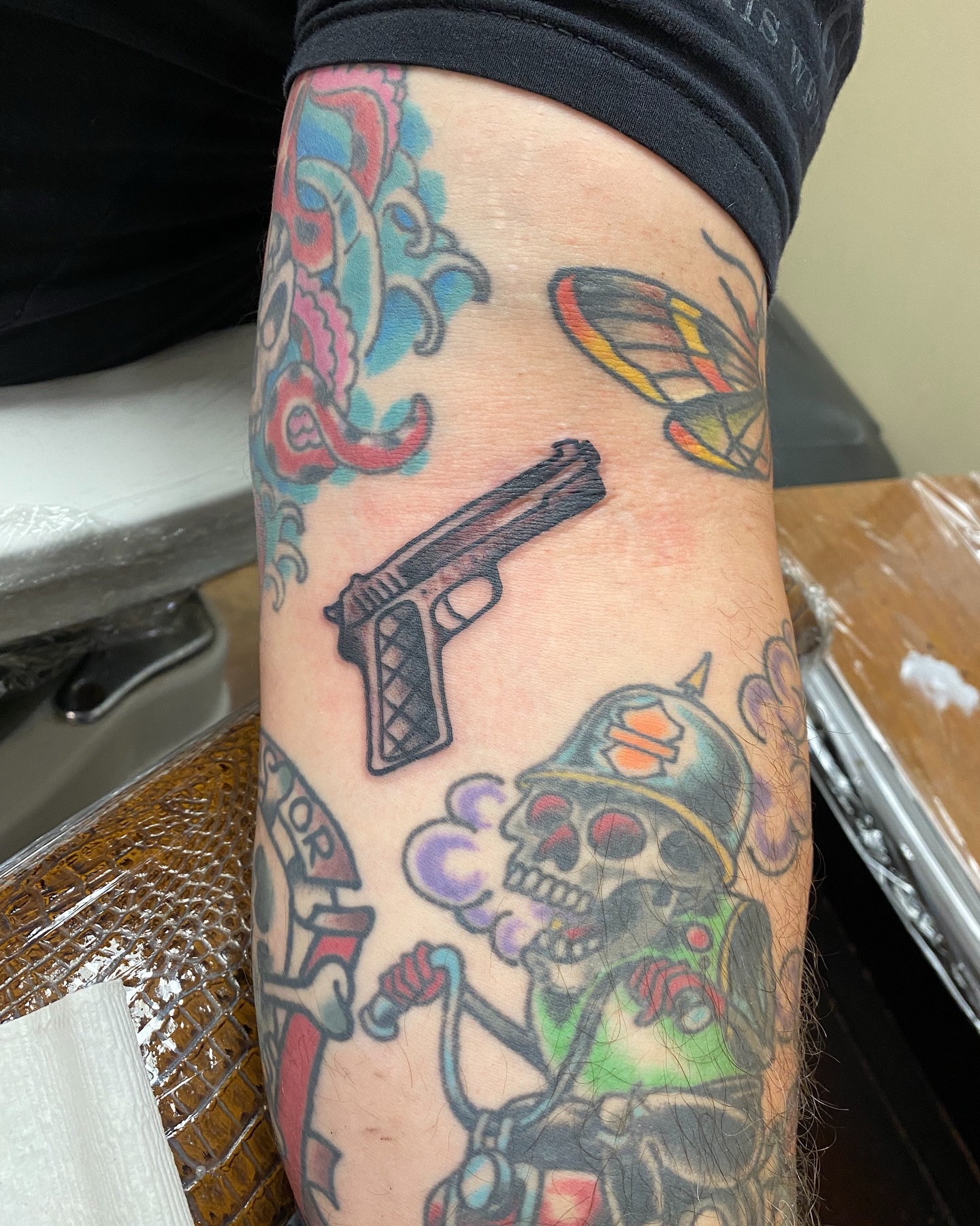 Tattoo by @whothefuckisrobwhite — american_traditional, dotwork