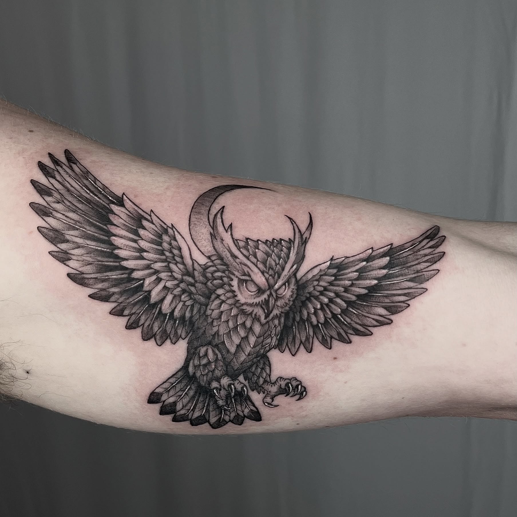 Owl realism tattoo on the forearm by ⚒dptattoos ⚒, East Williamsburg, Brooklyn