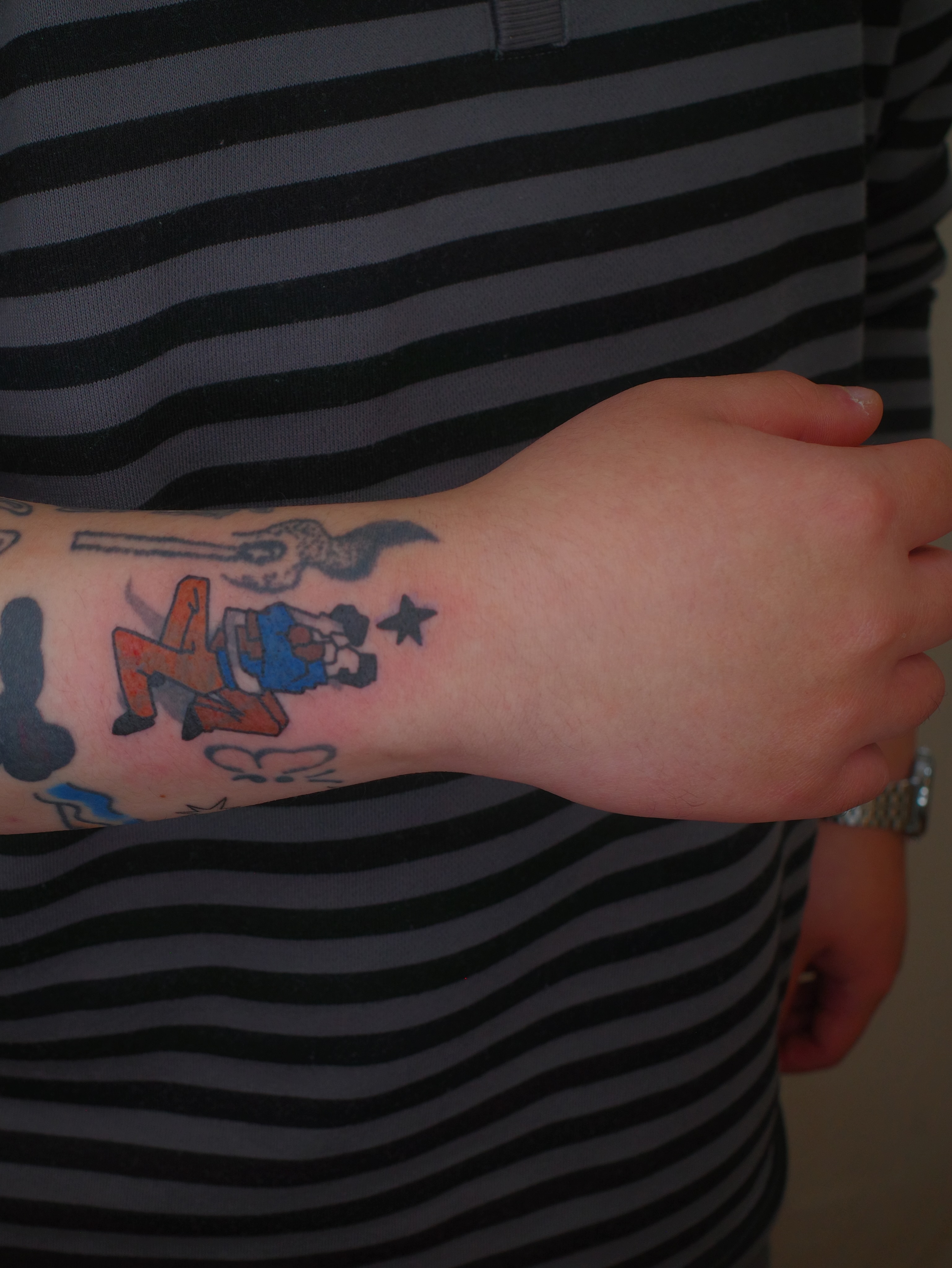 Cowboy riding horse American traditional tattoo on the forearm by 드로잉타투 자유🧍