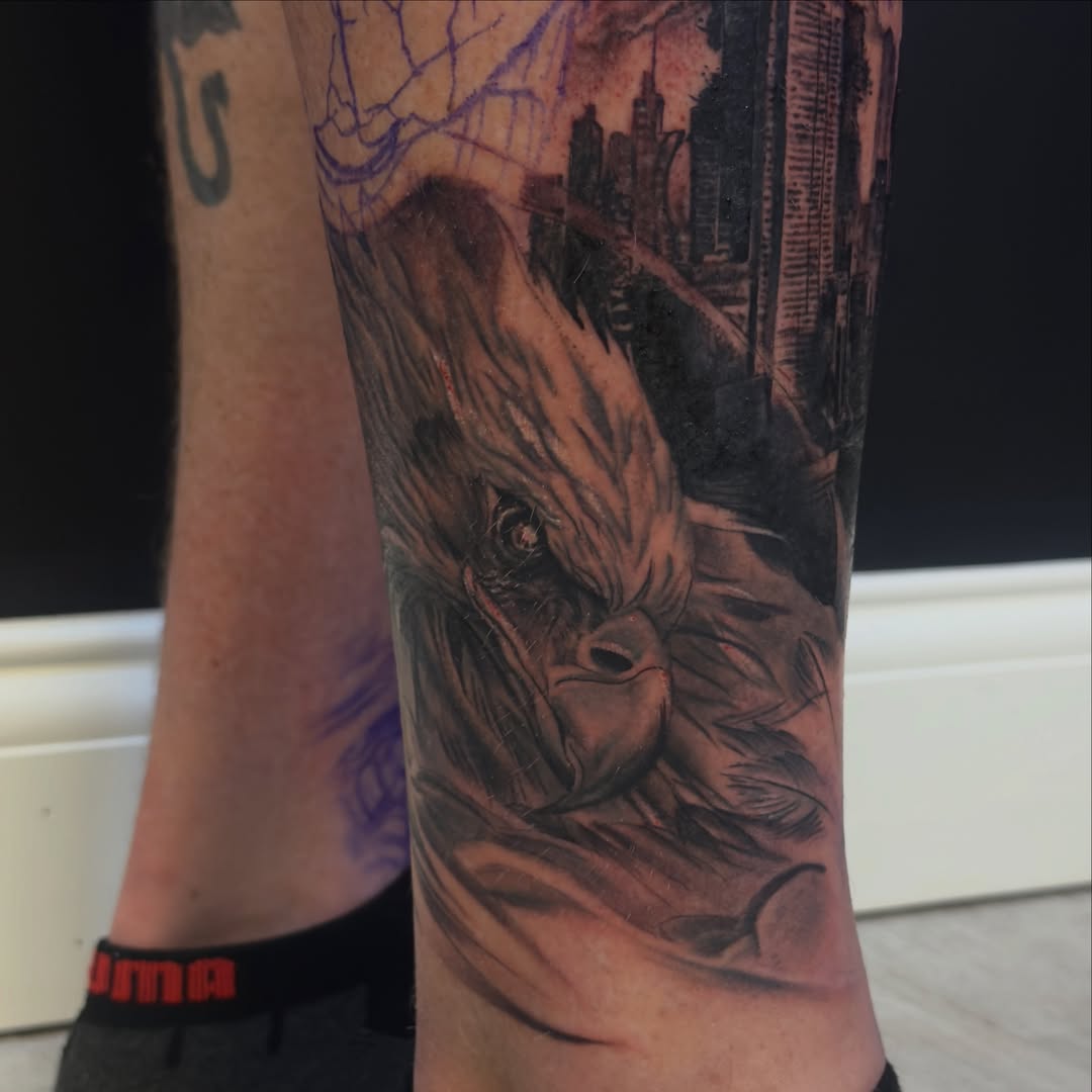 Gorilla realism tattoo on the forearm by Eric RudeInk