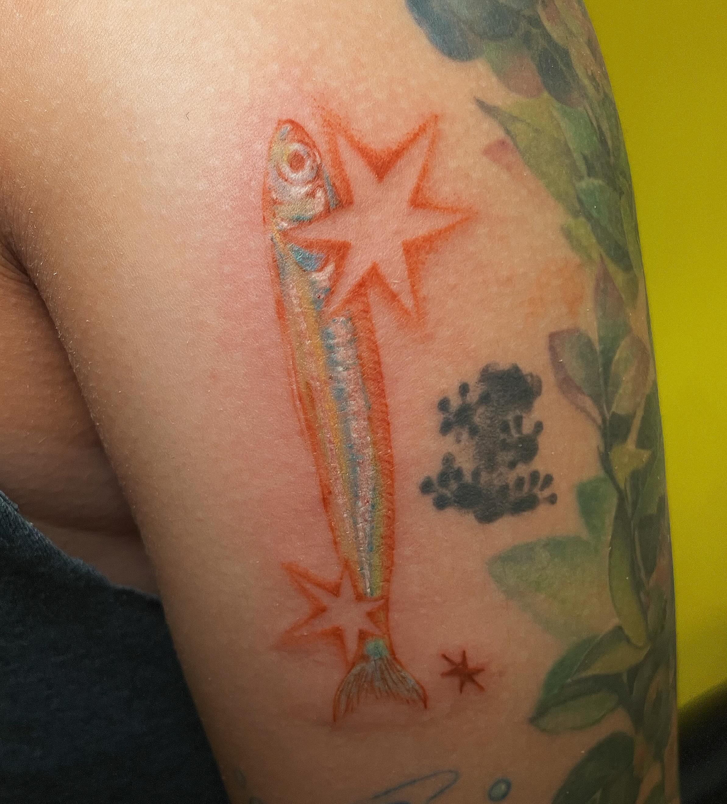 Tattoo by @ta2_echo โ new_school