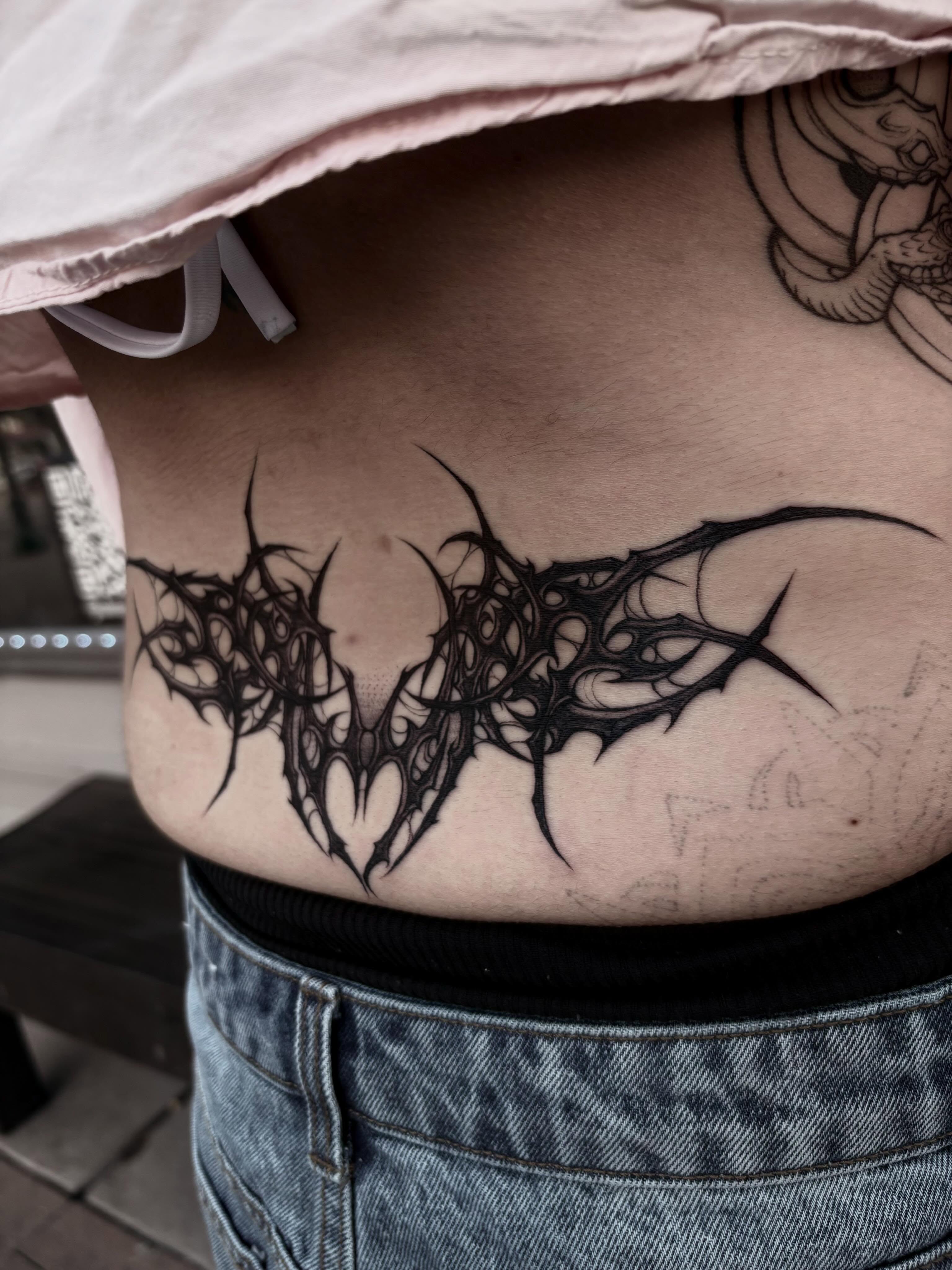 Tattoo by @lynscorpse — tribal