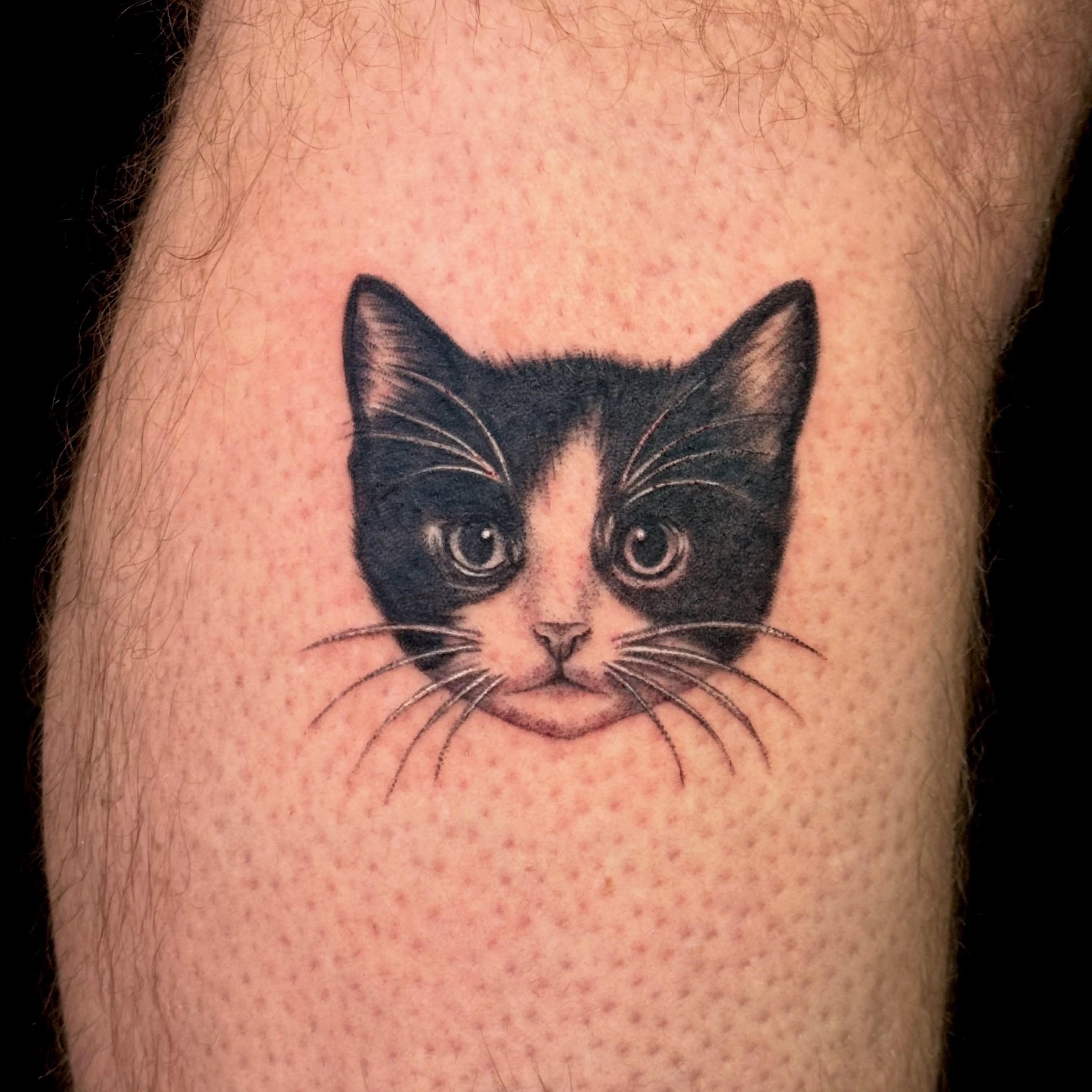 Tattoo by @miabarbatattoo โ realism