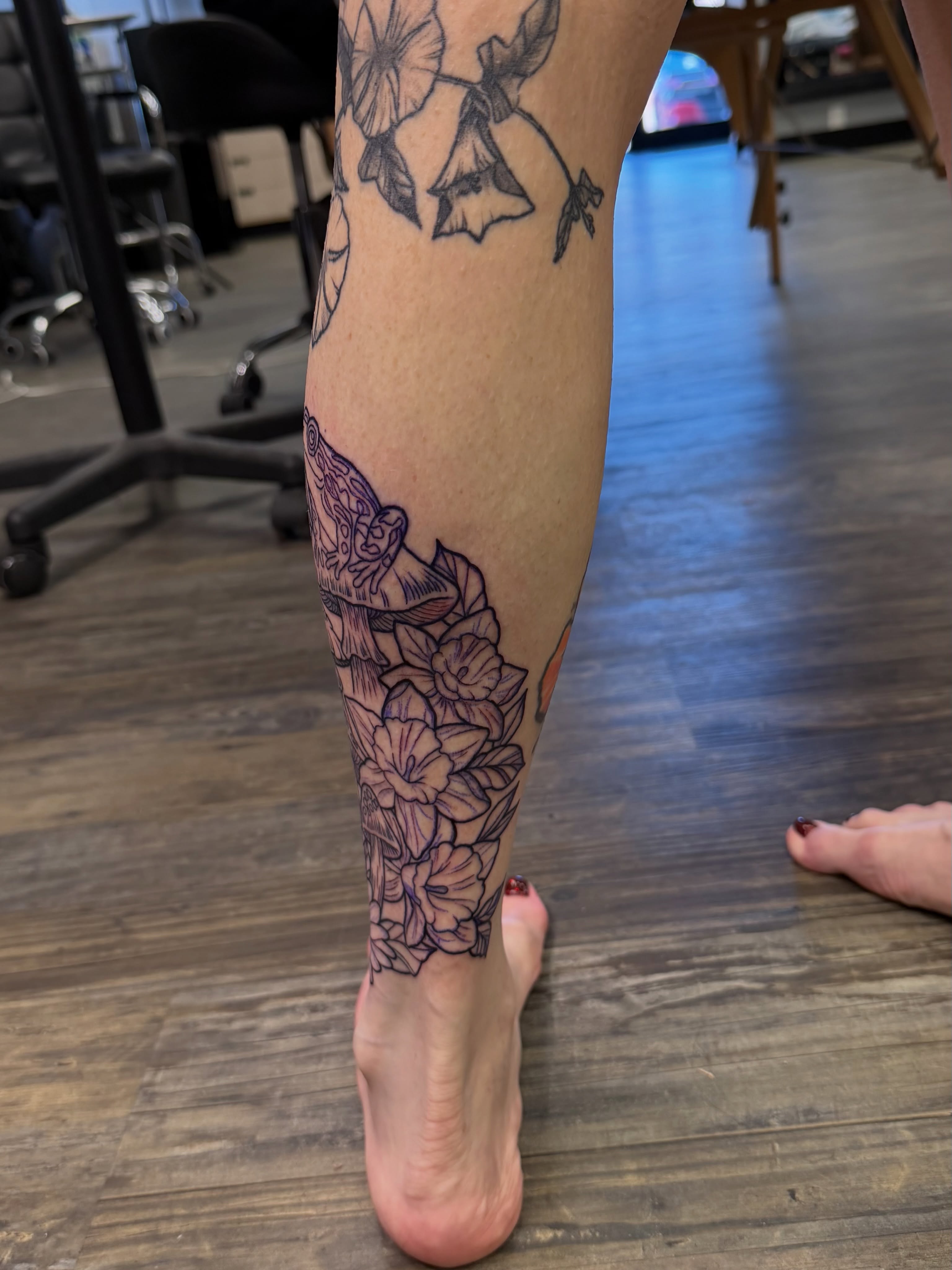 Tattoo by @tyannecherise — black_and_grey