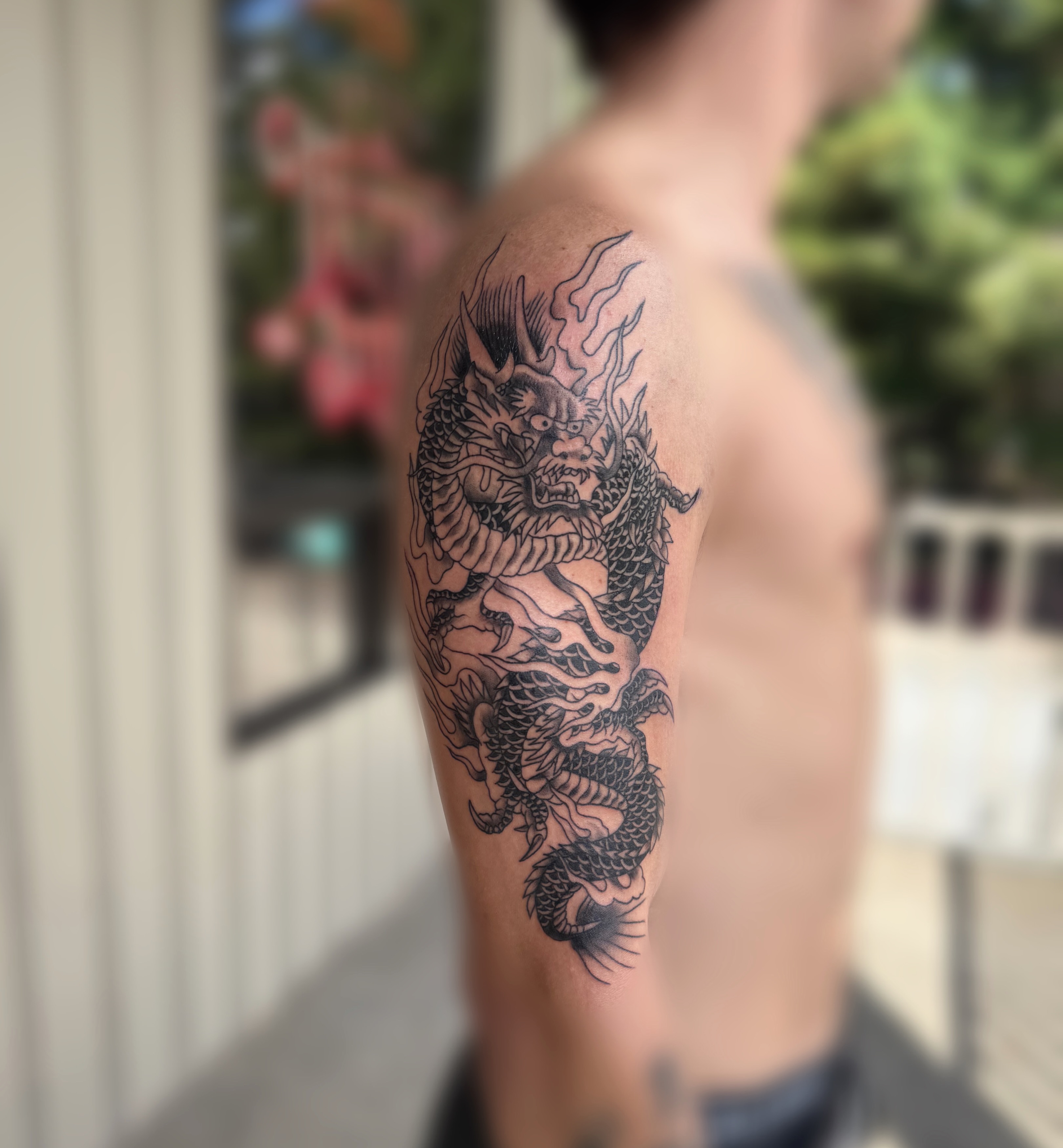 Dragon japanese irezumi tattoo on the shoulder by juice🕷tattoo artist