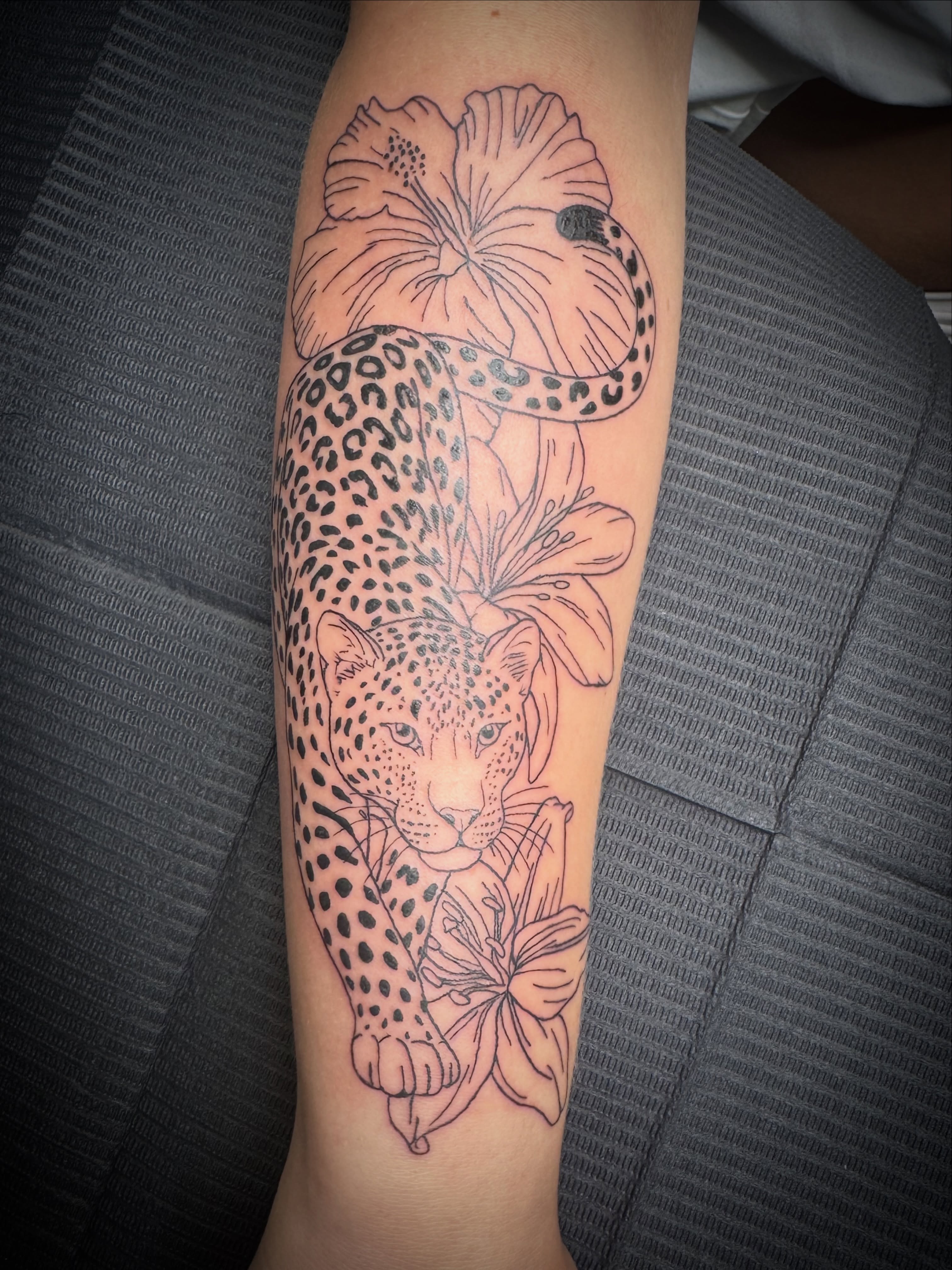 Tattoo by @brandonspindlertattoos — dotwork, realism