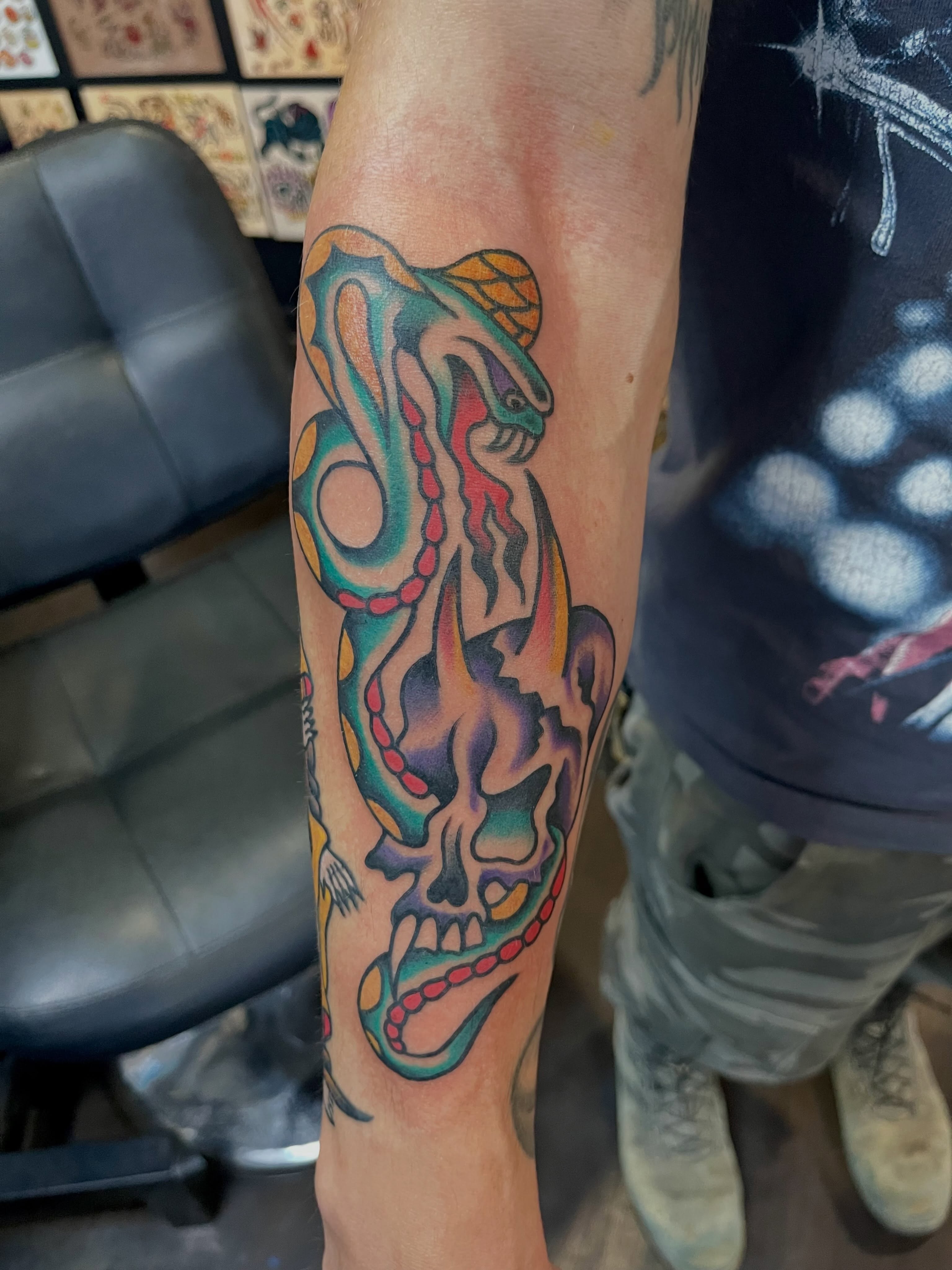 Tattoo by @diamonddavetats — chicano