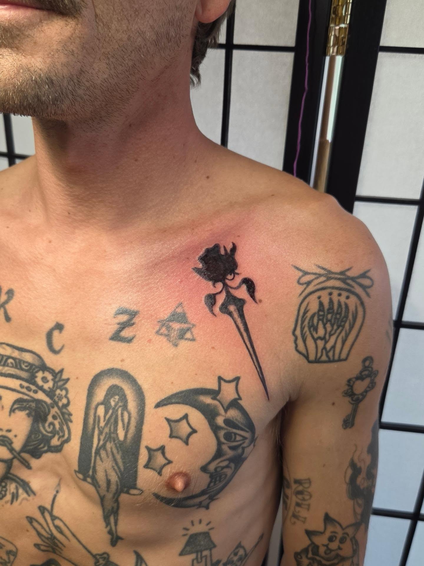 Tattoo by @ammyfoste — black_and_grey