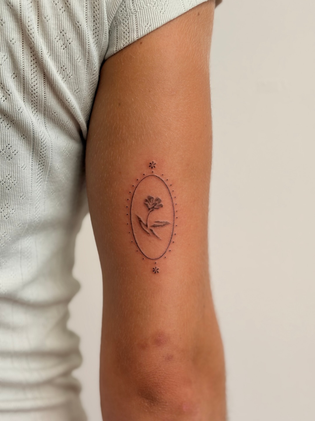 Tattoo by @cam.tats โ dotwork