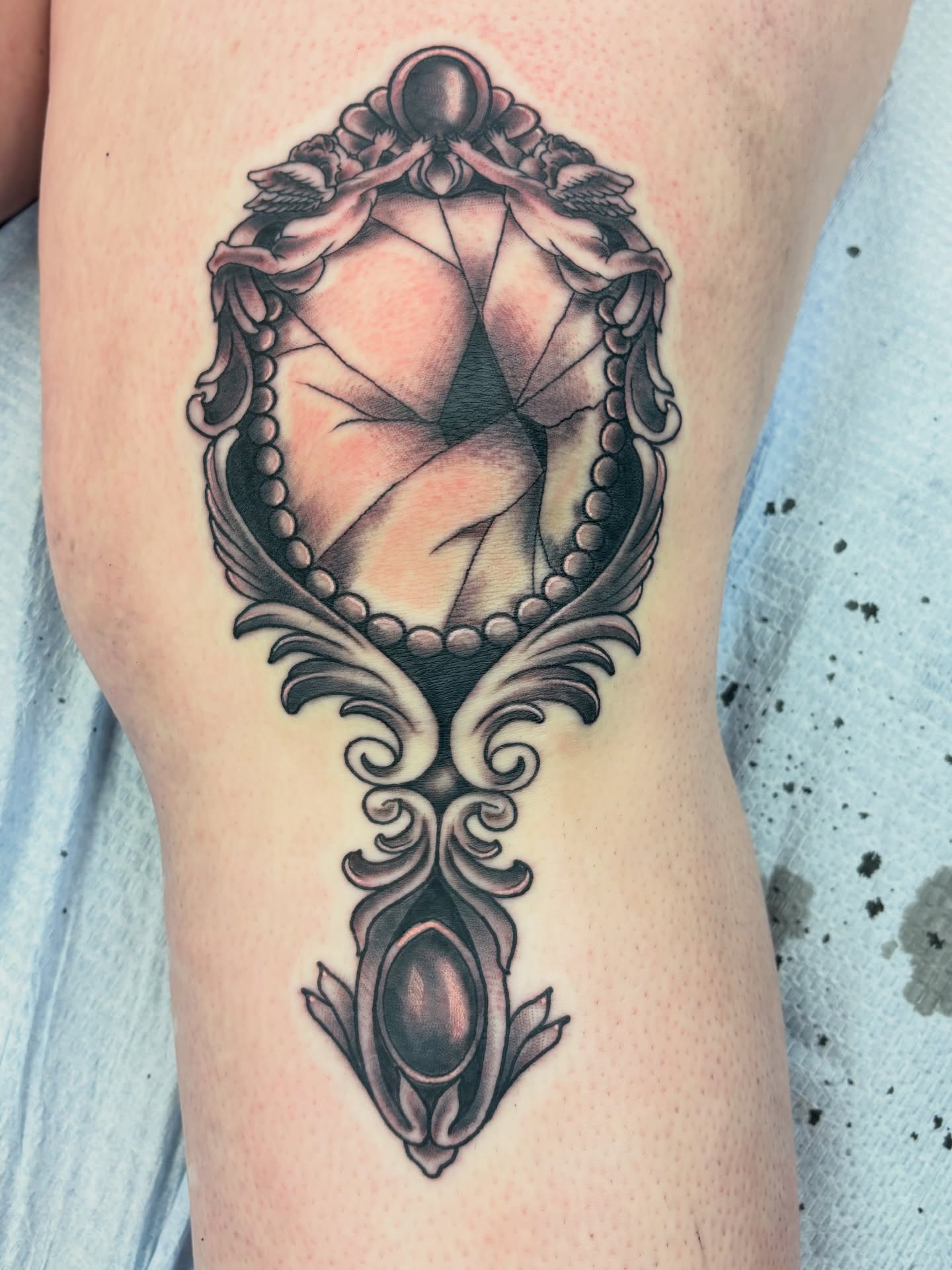 Tattoo by @chainsmokinmeg — black_and_grey, realism