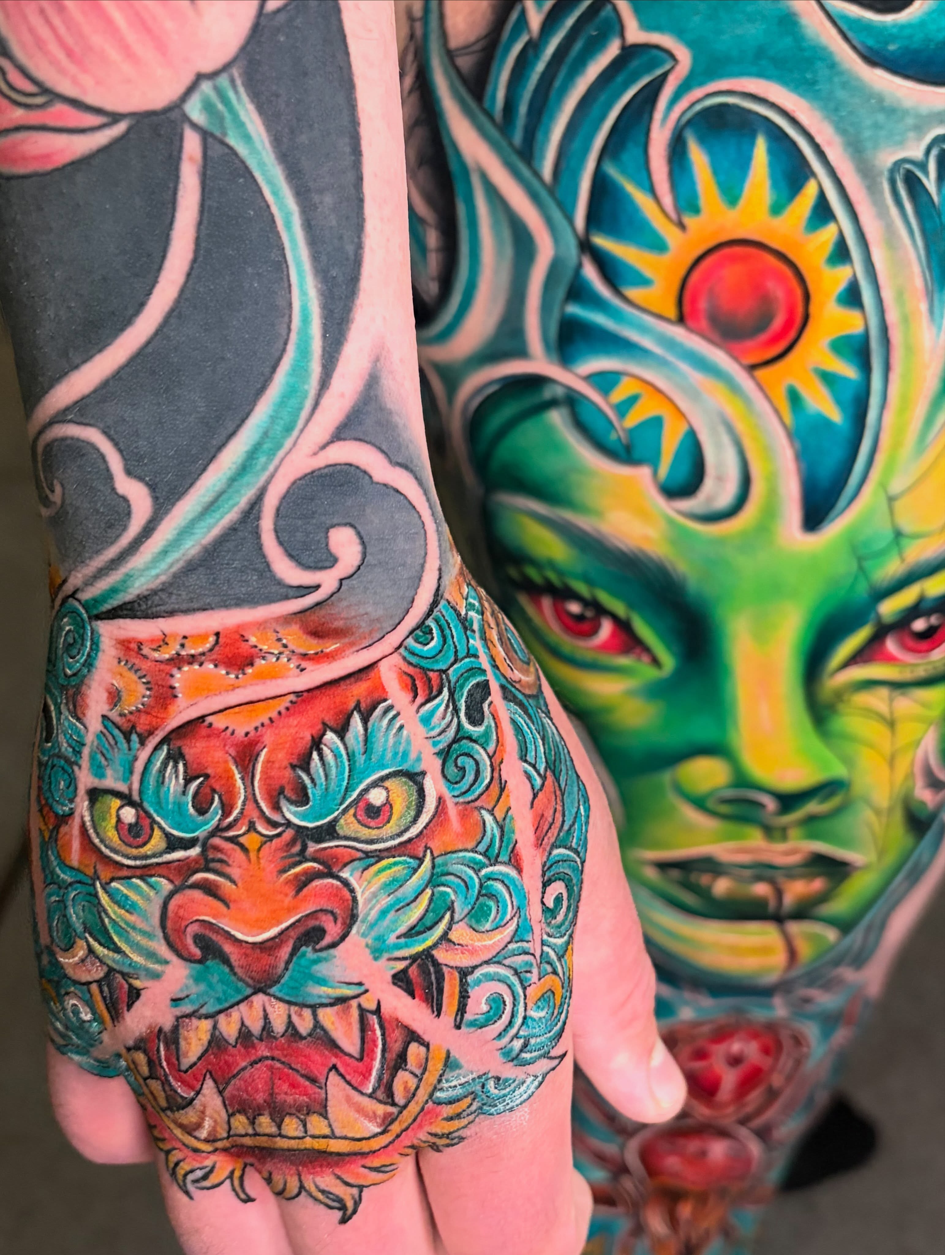 Tattoo by @suicidaink.tattoo โ american_traditional, dotwork