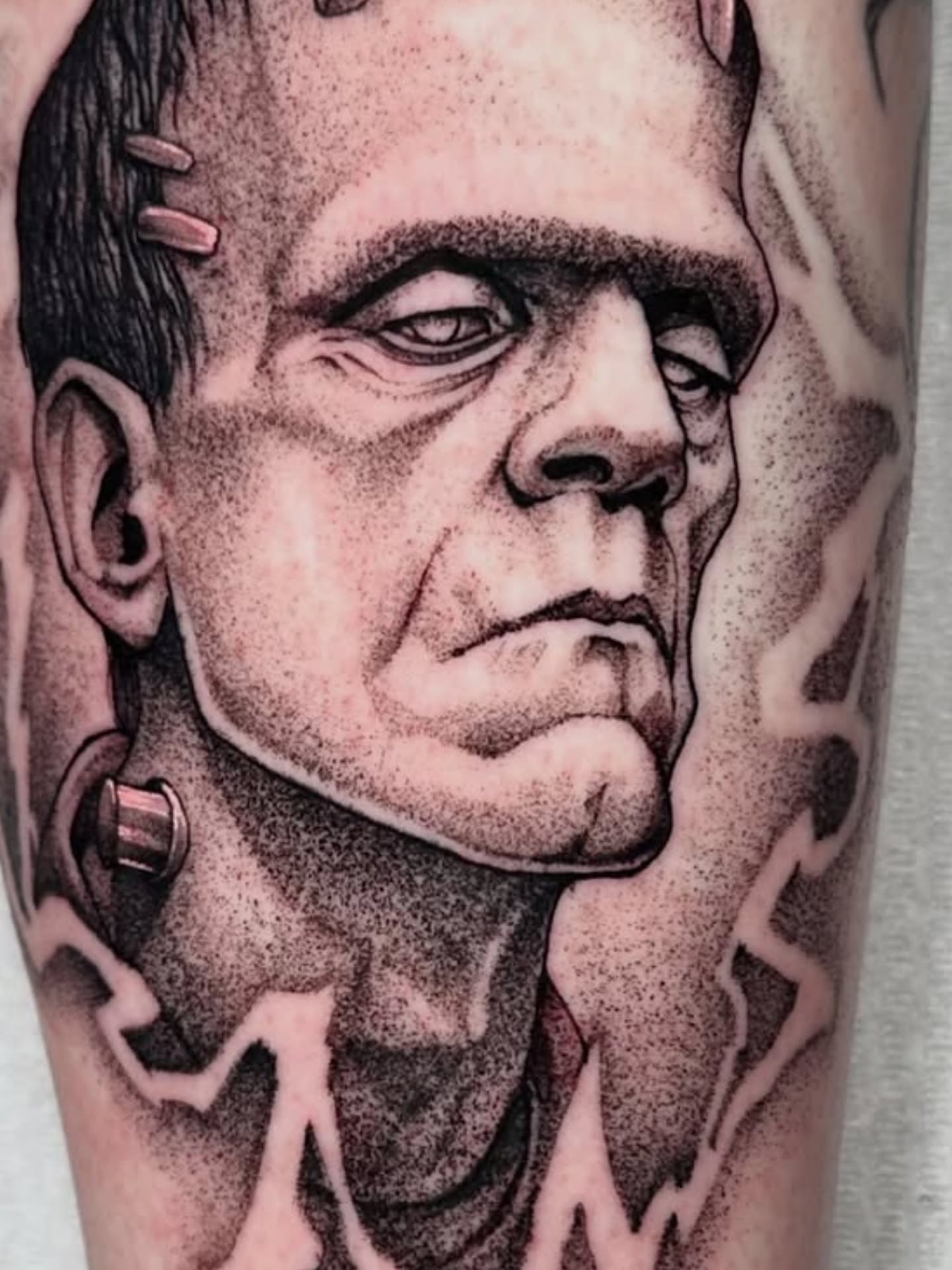 Tattoo by @401tattoo — dotwork, realism