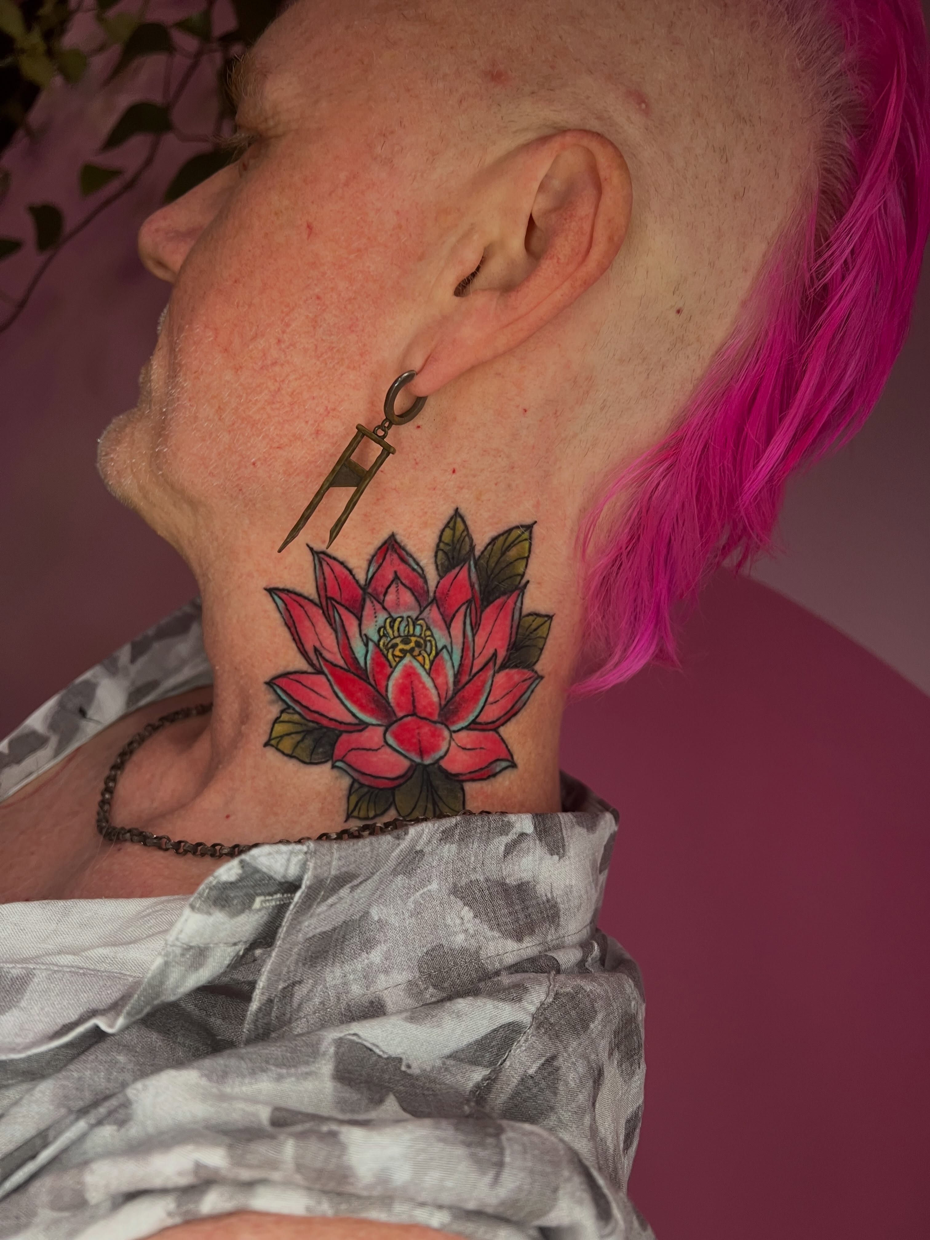Tattoo by @jesvalentinetattoos — neo_traditional