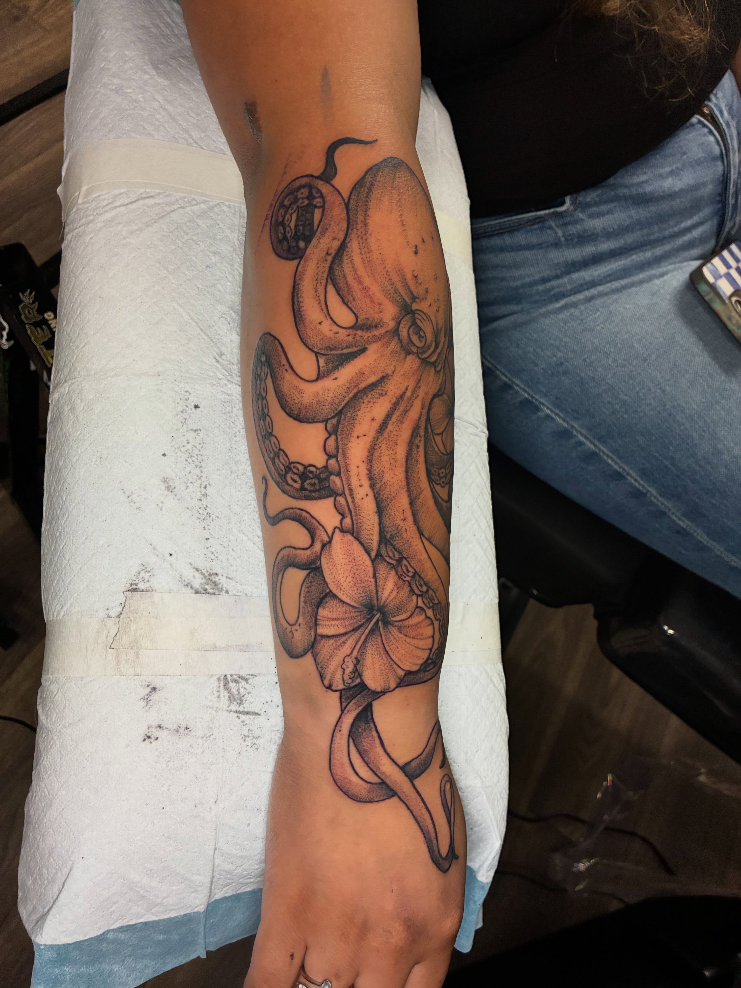 Tattoo by @kilinkstr14 — dotwork, realism