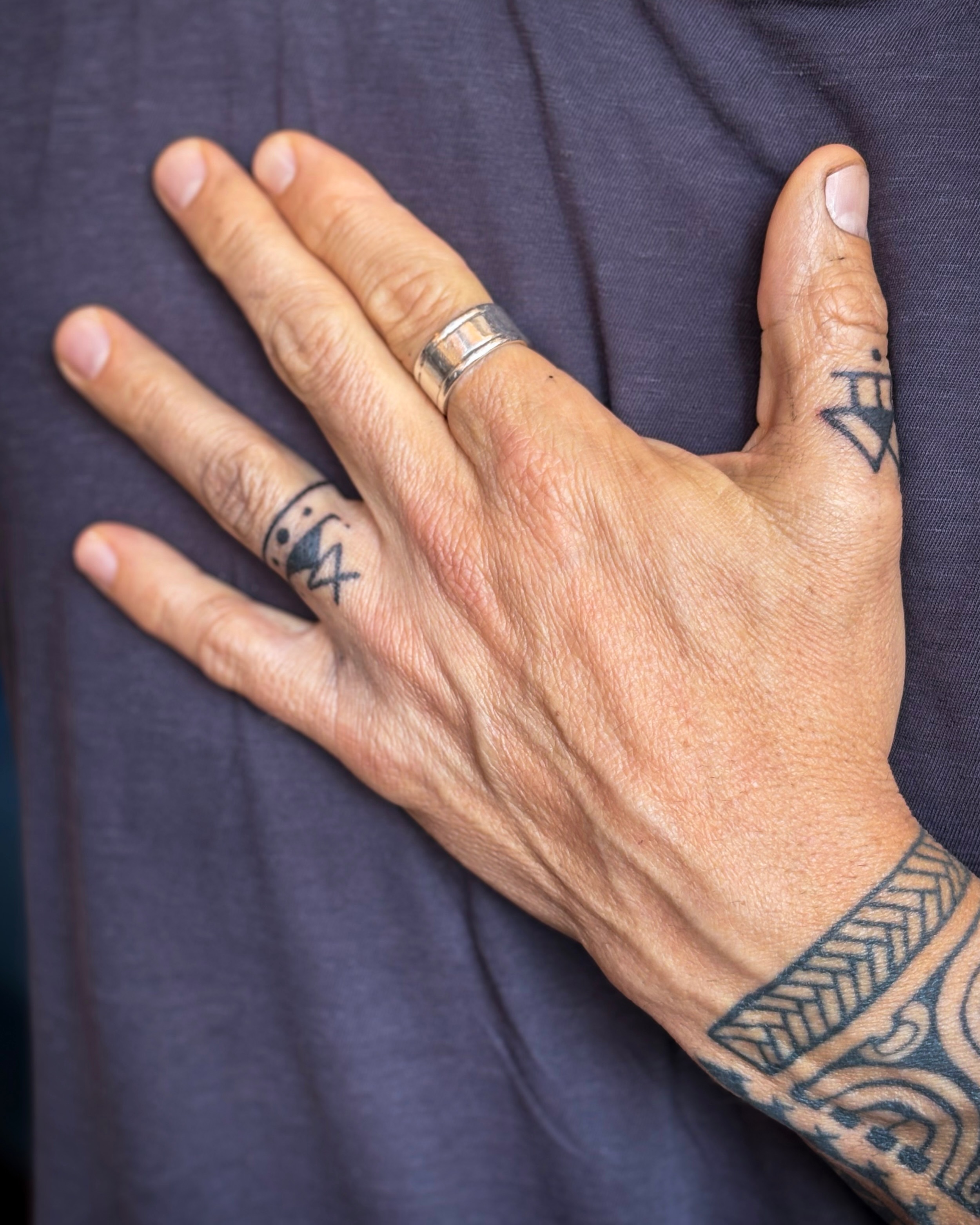 Tattooed hand geometric tattoo on the hand by 思Stacy