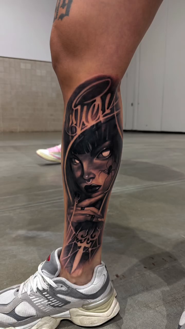 Woman with crown realism tattoo by π΅ππππ πΏπππππ, Houston, Texas