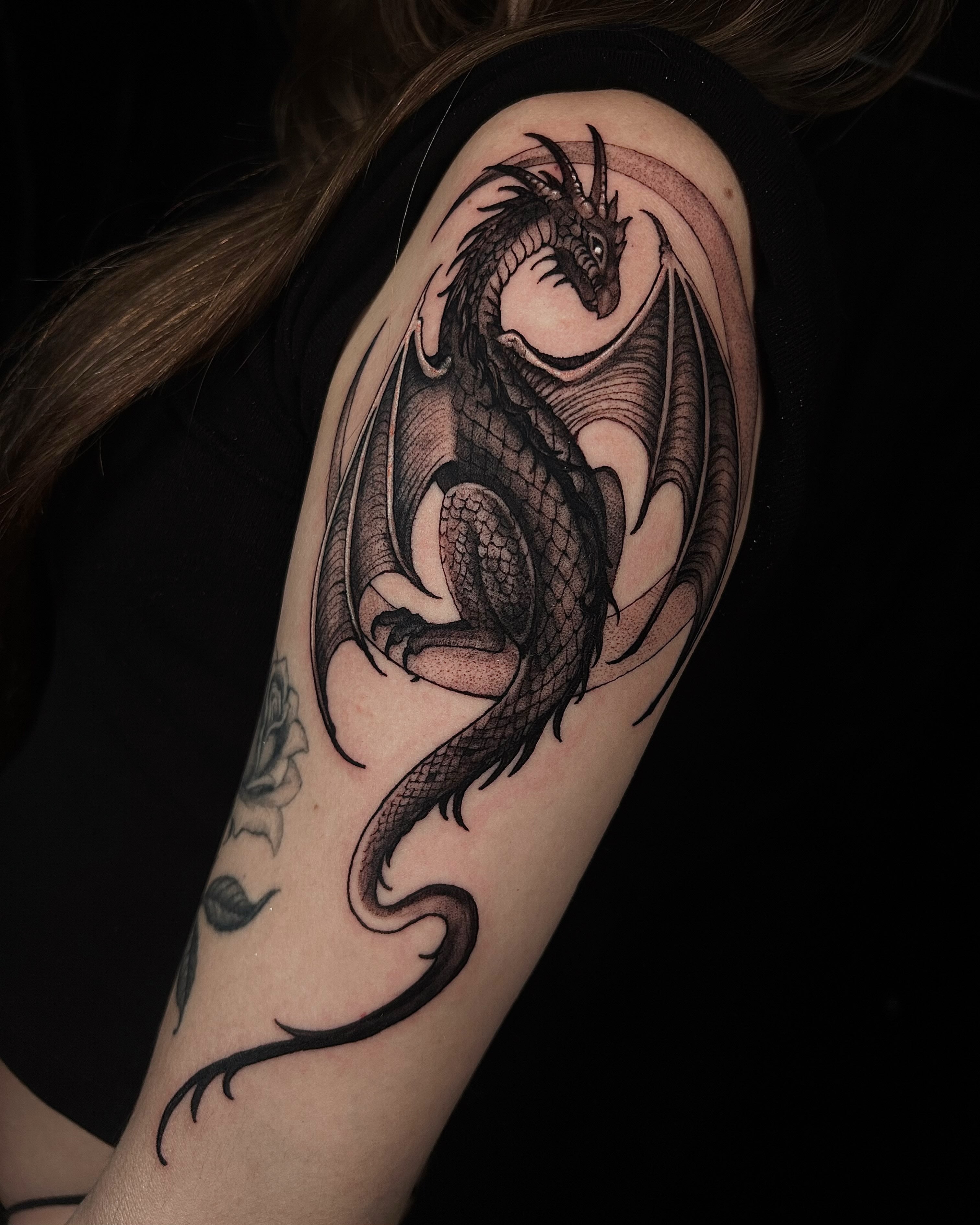 Tattoo by @pixisoda โ black_and_grey