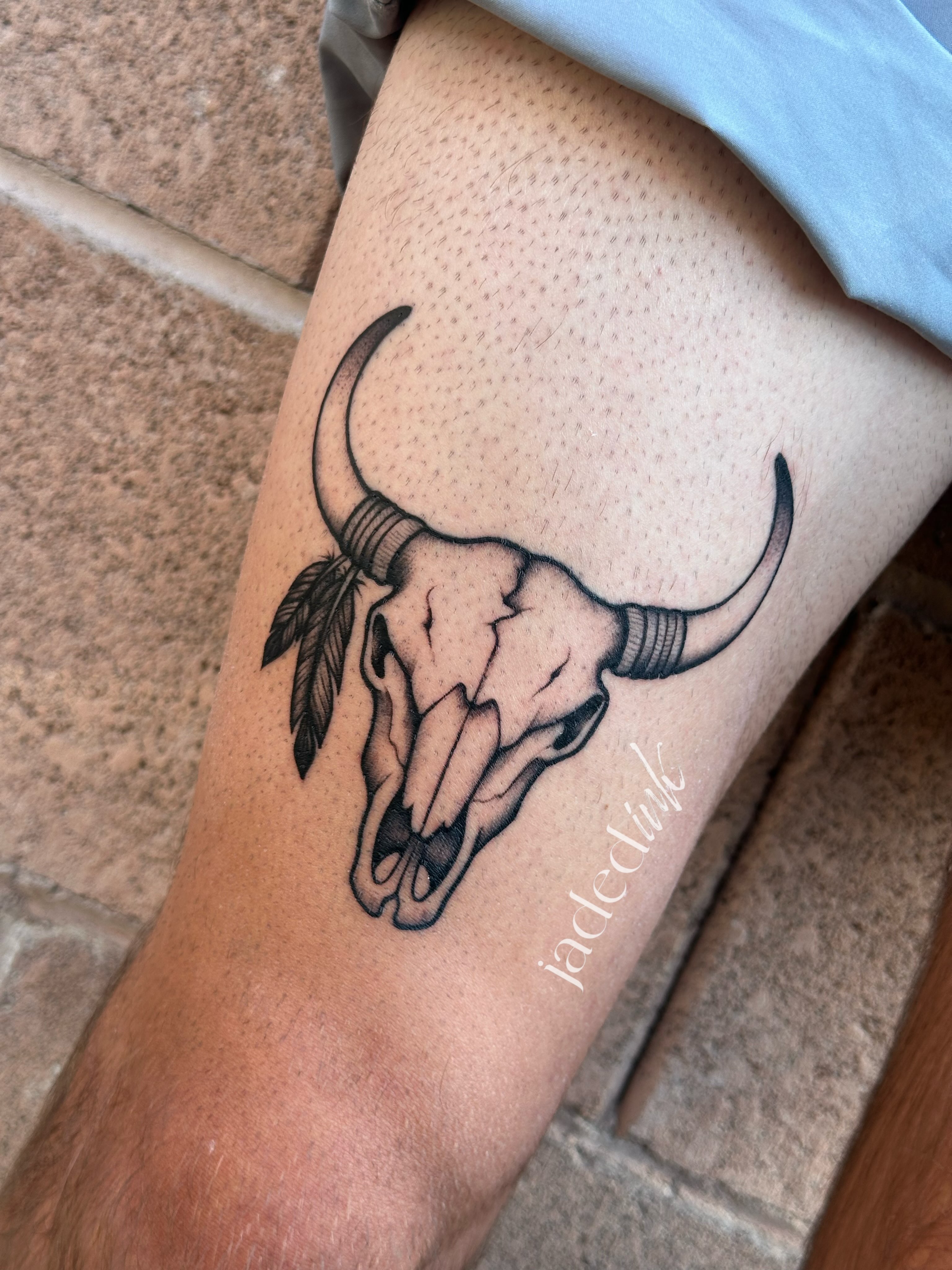 Bull skull dotwork tattoo on the thigh by 𝑱𝒂𝒅𝒆𝒅 𝑰𝒏𝒌 𝑷𝒆𝒓𝒎𝒂𝒏𝒆𝒏𝒕 𝑴𝒂𝒌𝒆𝒖𝒑 & 𝑻𝒂𝒕𝒕𝒐𝒐