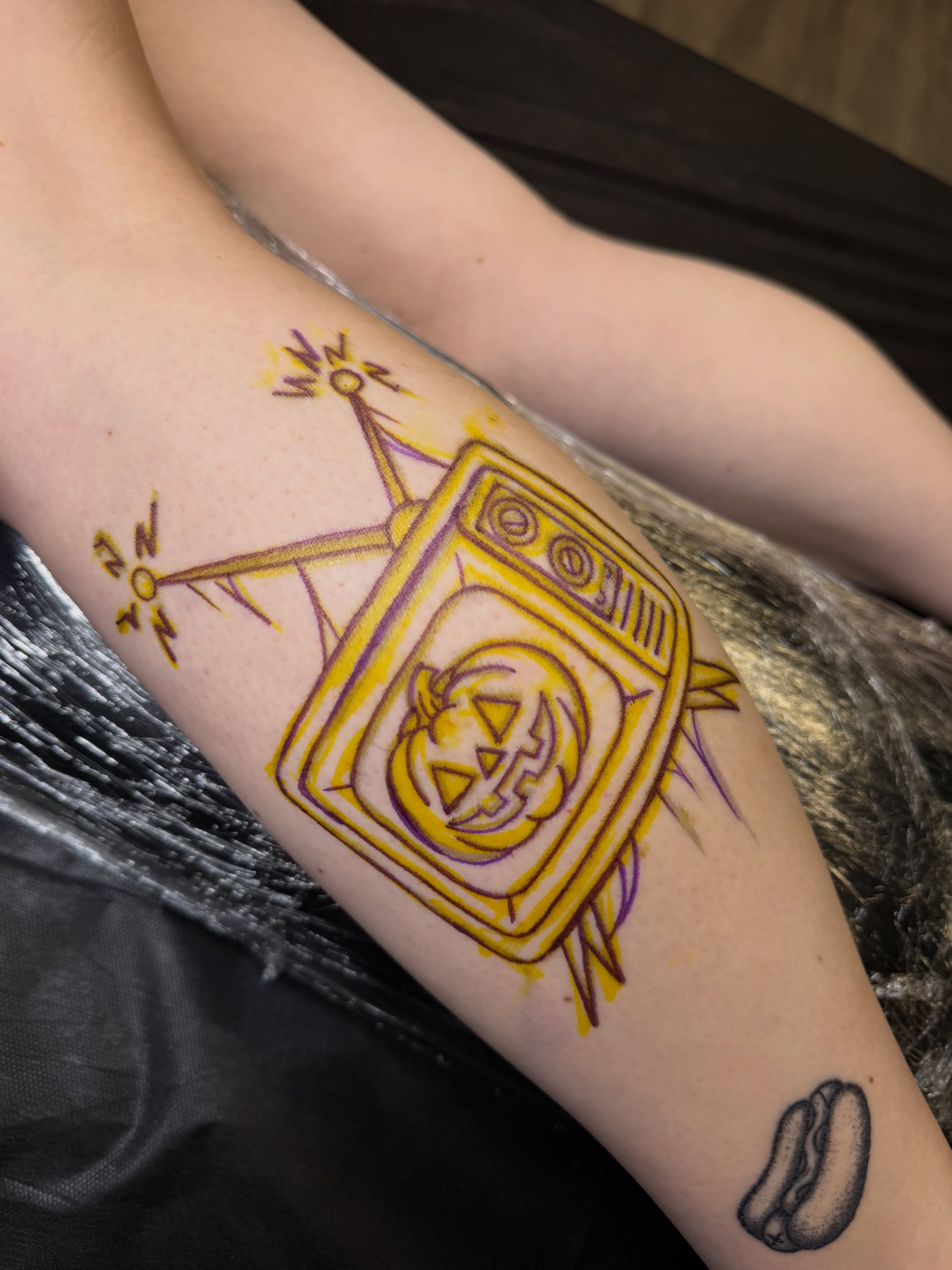 Tattoo by @wadetitusart — geometric