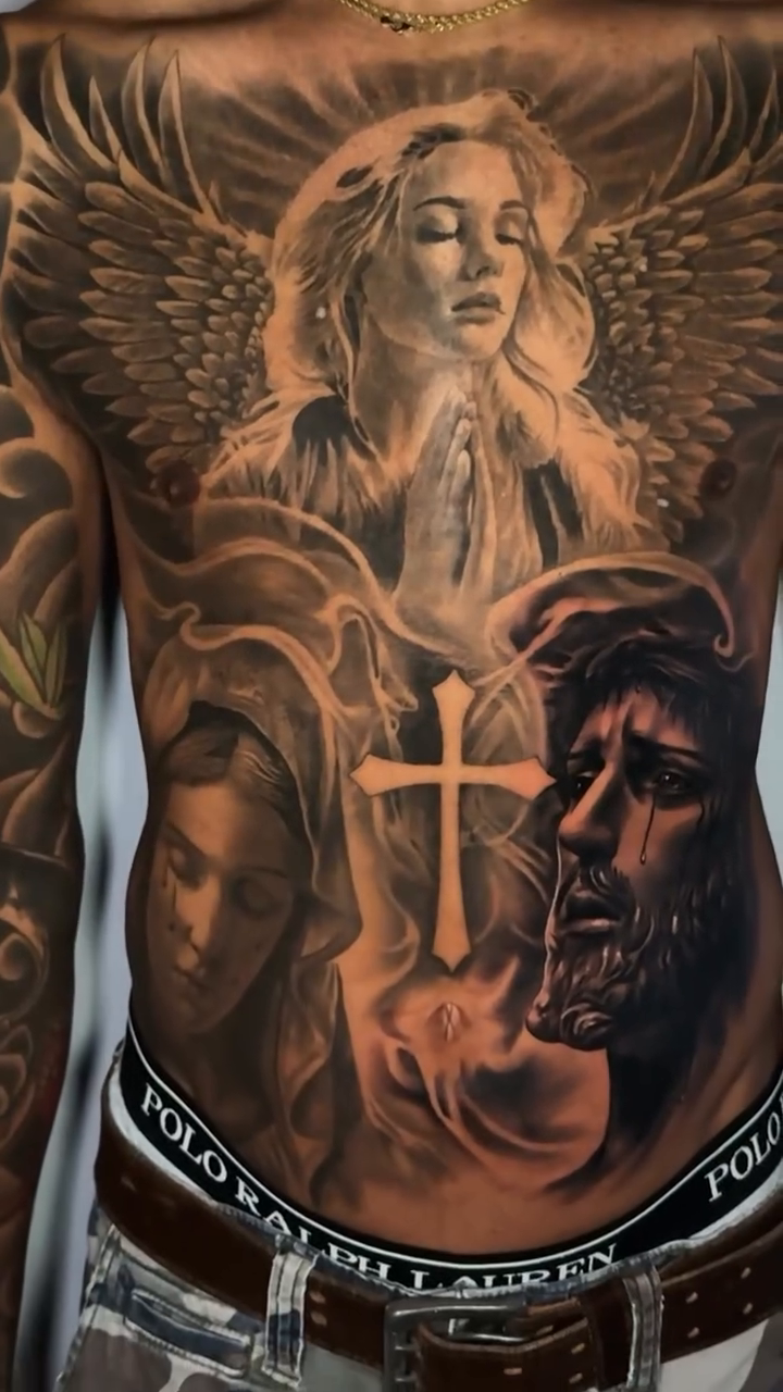 Tattoo by @arthurvolper — realism, black_and_grey