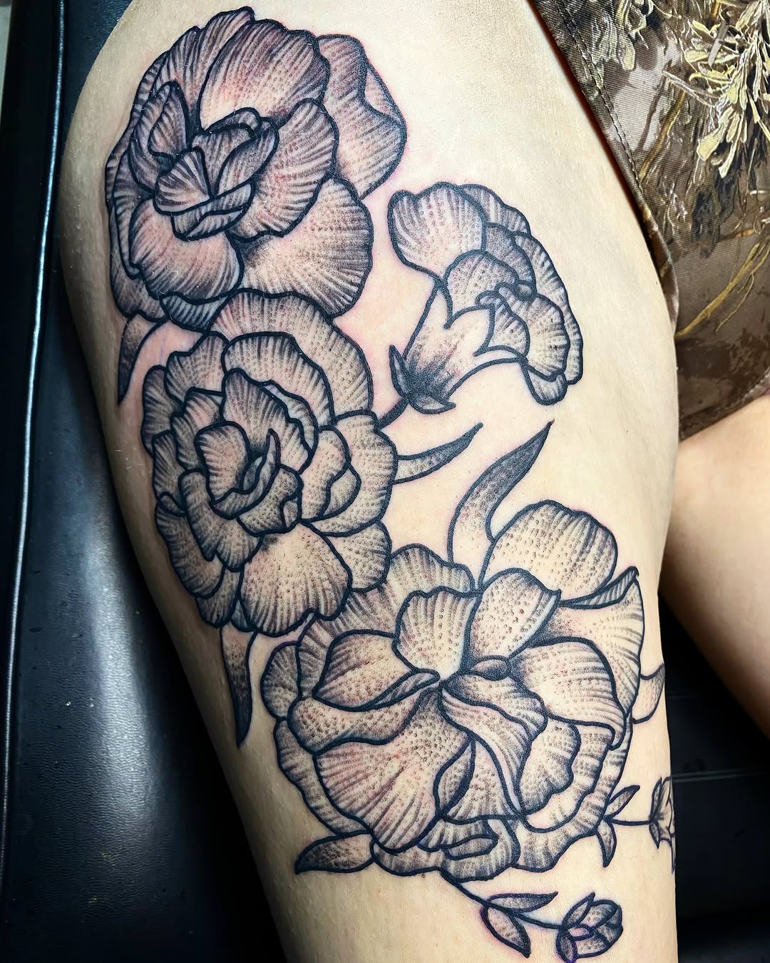 Flowers black and grey tattoo on the thigh by Davidsteeletattoos, Dallas, Texas