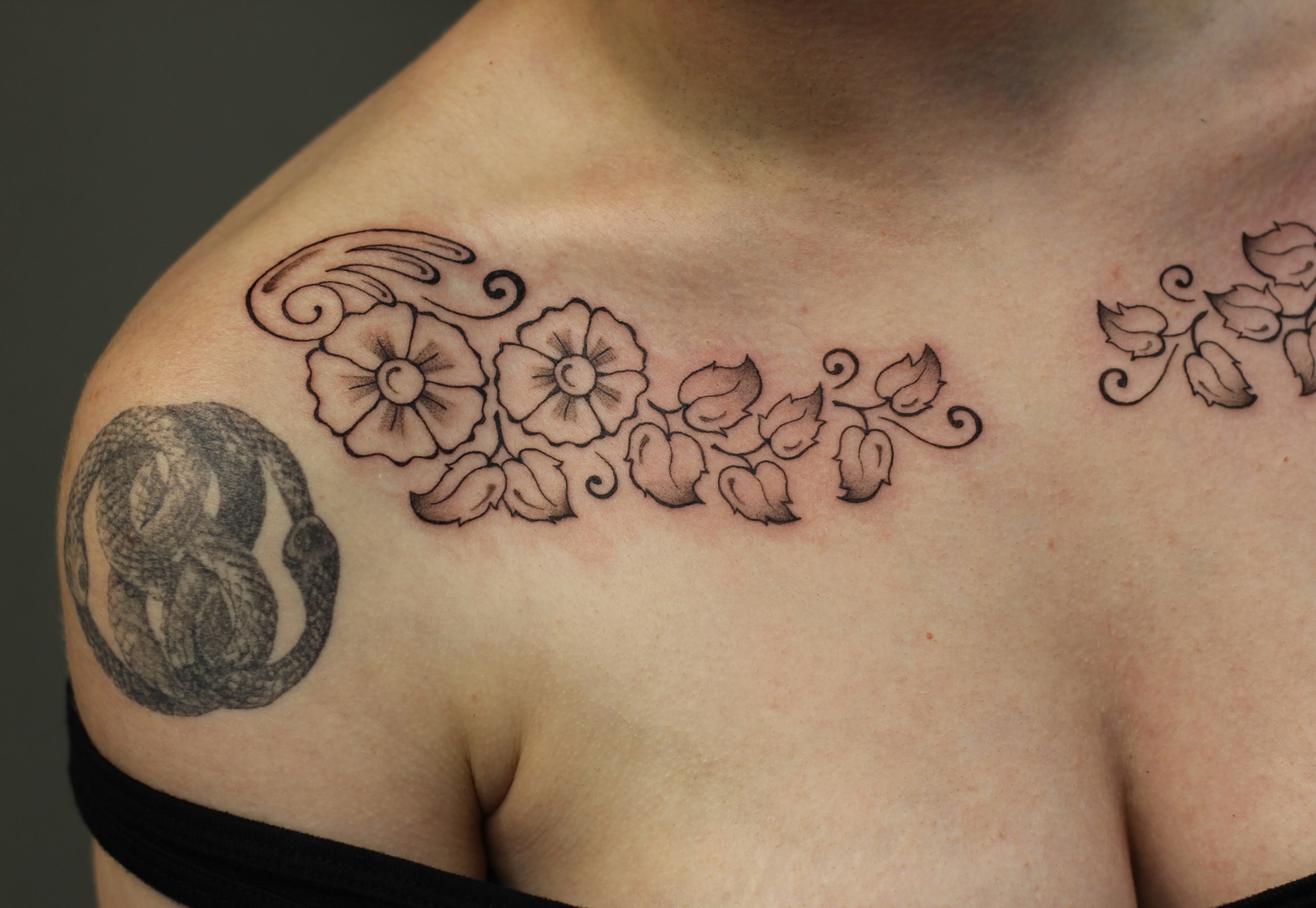 Tattoo by @amandaktattoos — black_and_grey