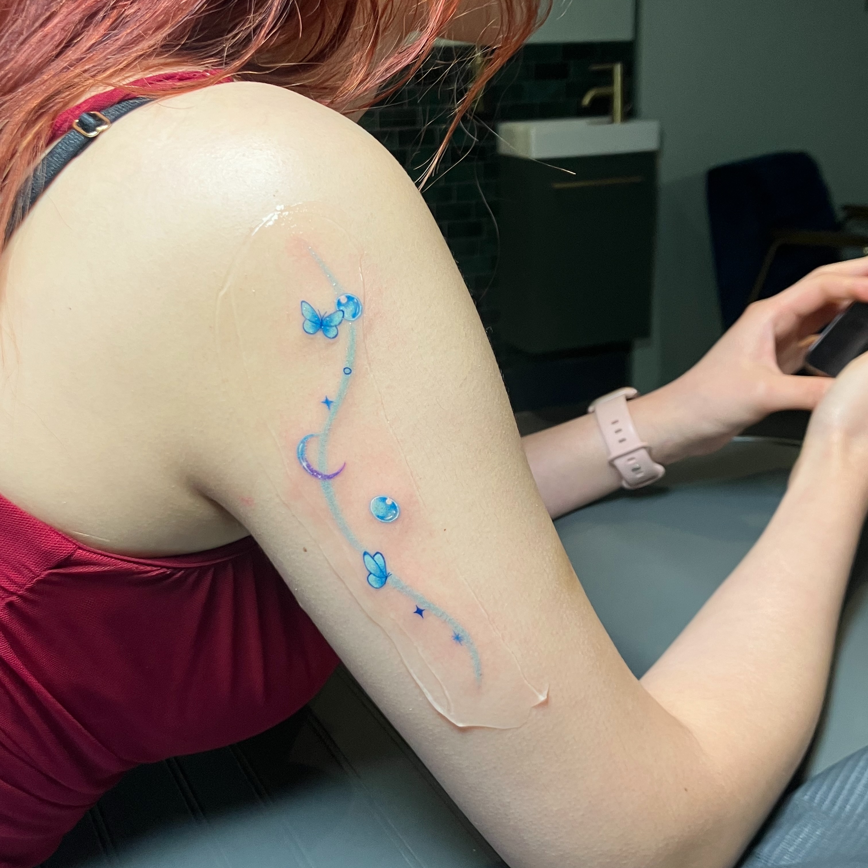 Tattoo by @bay__tattoo — dotwork, watercolor