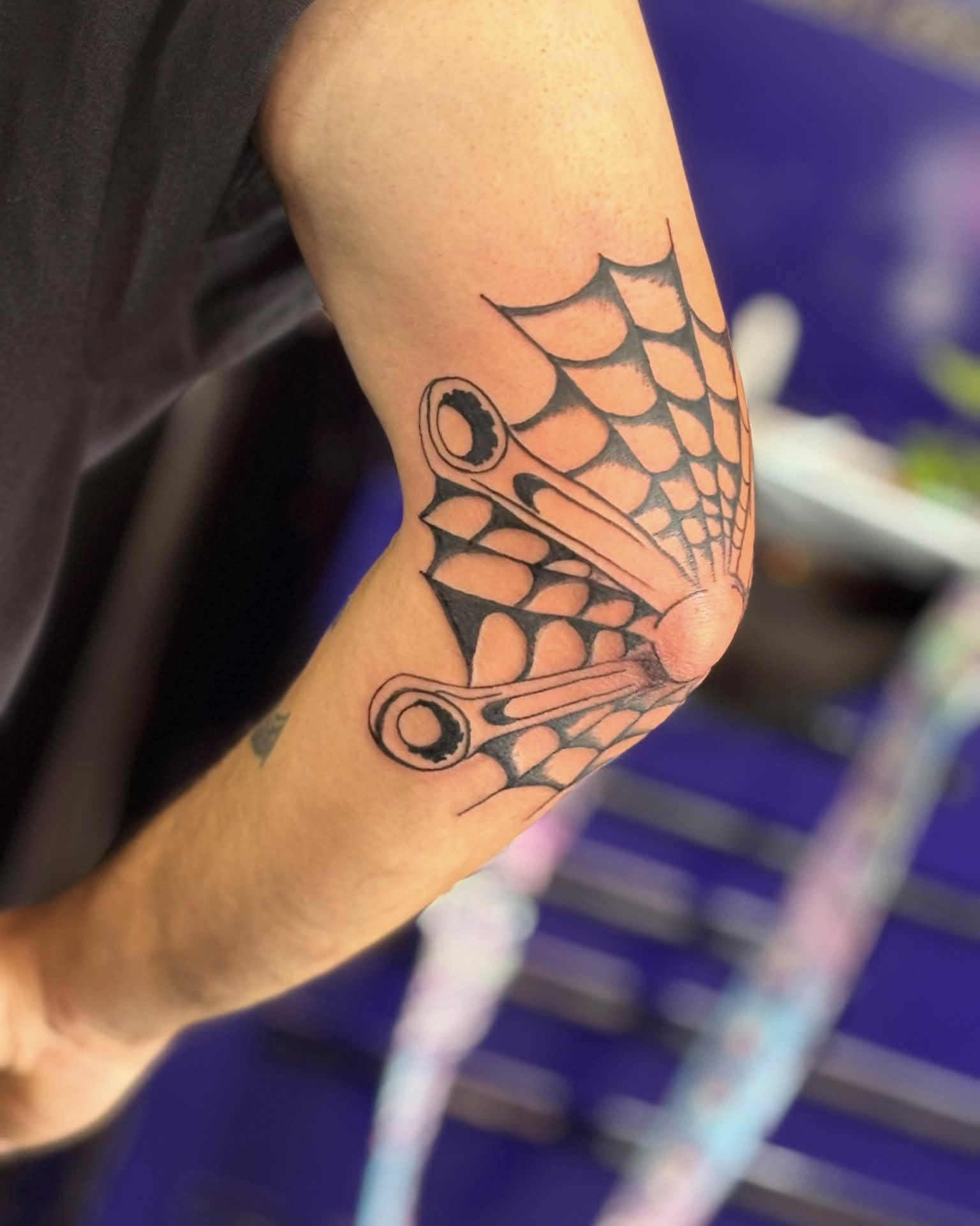 Tattoo by @inked_by_amberkristina — geometric