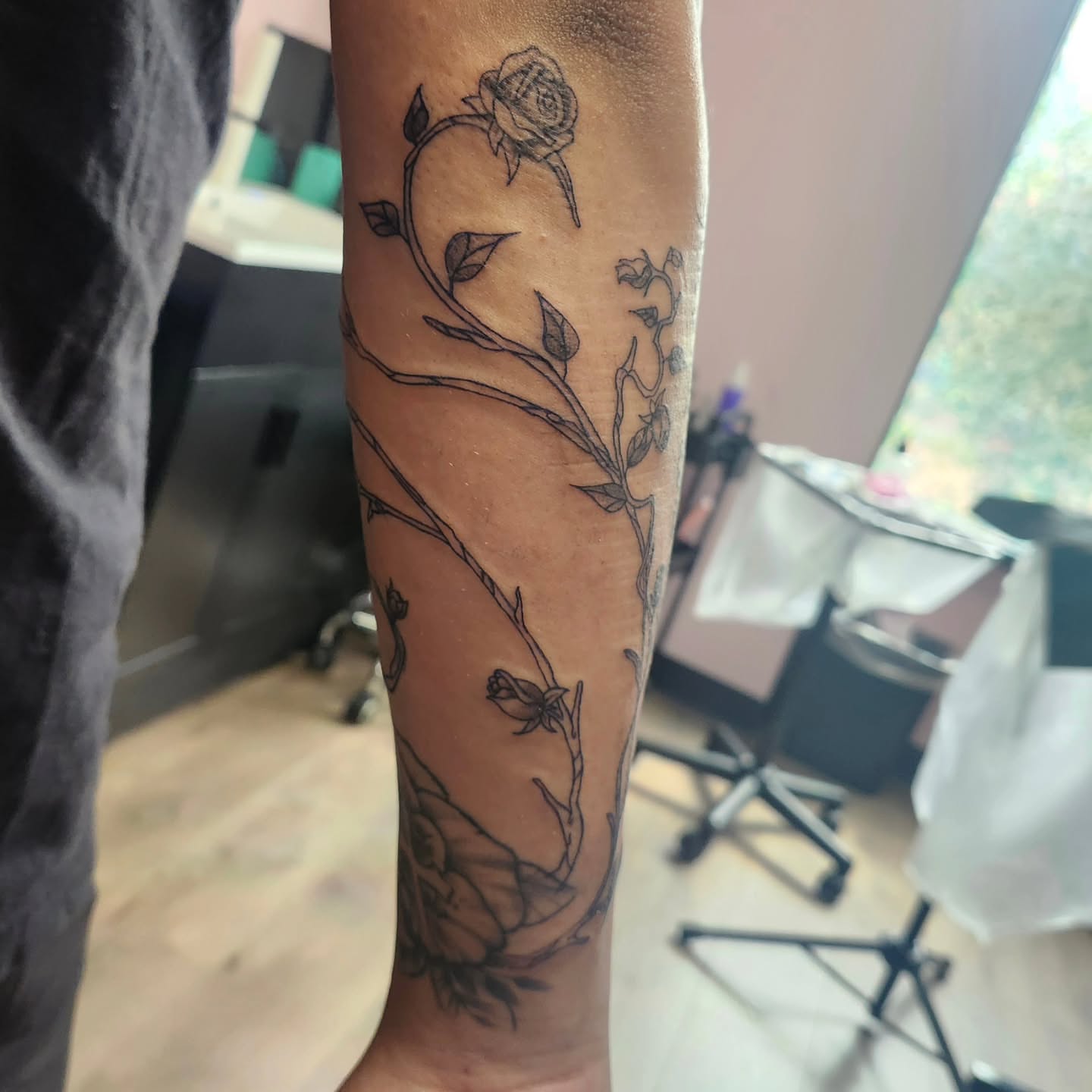 Rose vine black and grey tattoo on the forearm by Meredith 🎈 Tattoo the Bride ✝️