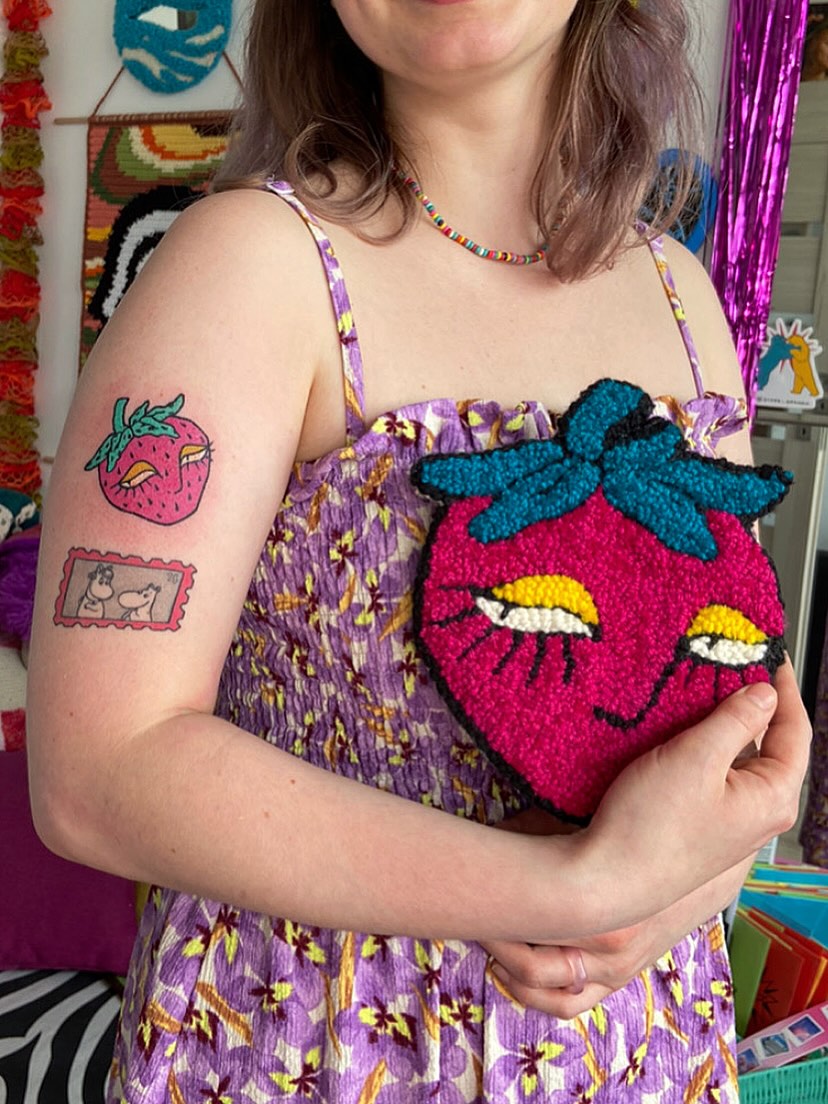 Strawberry dotwork tattoo on the upper arm by Kasia ✨jedyny taki handpoke w katowicach✨
