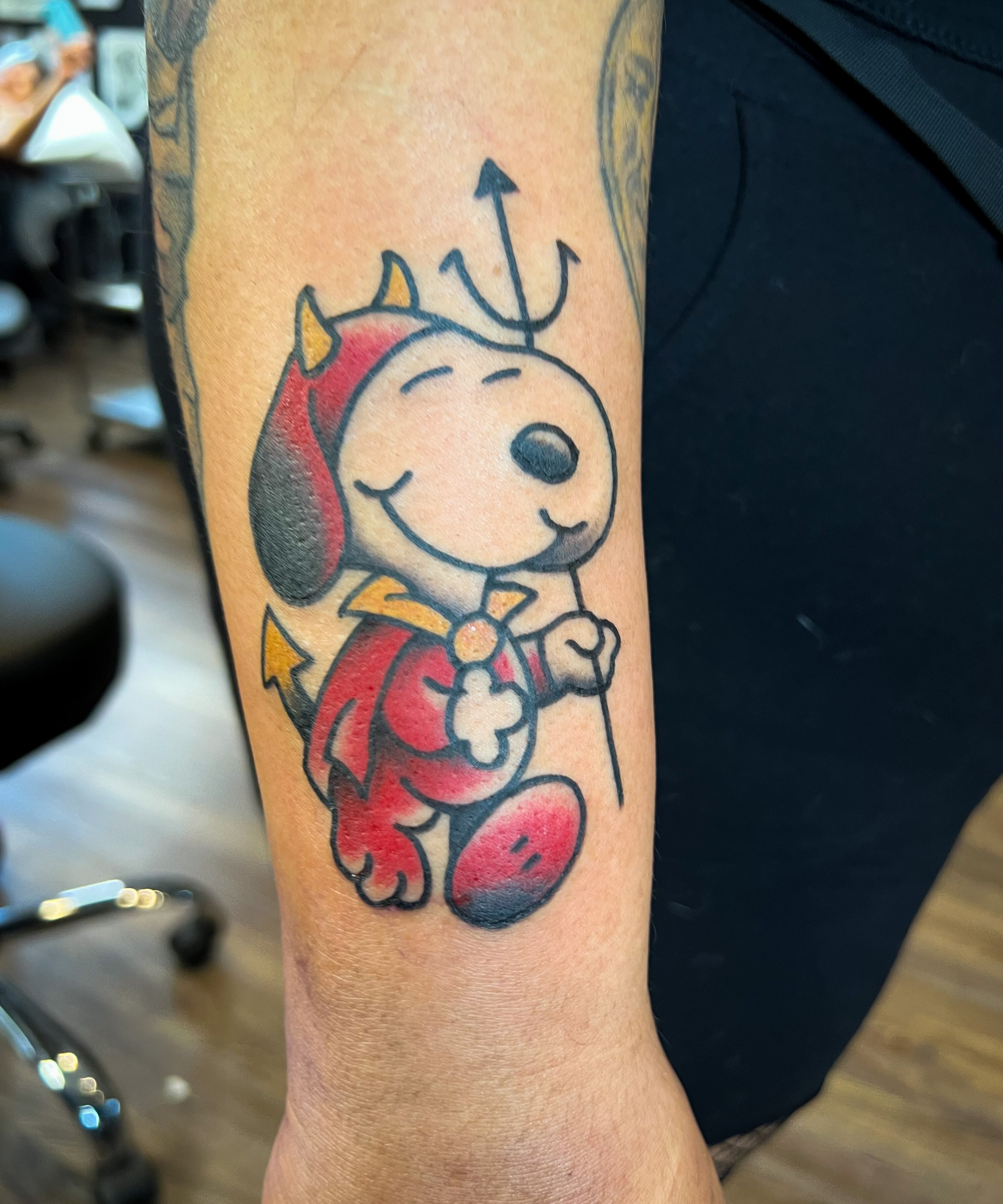 Tattoo by @mindinchainstattoos — american_traditional