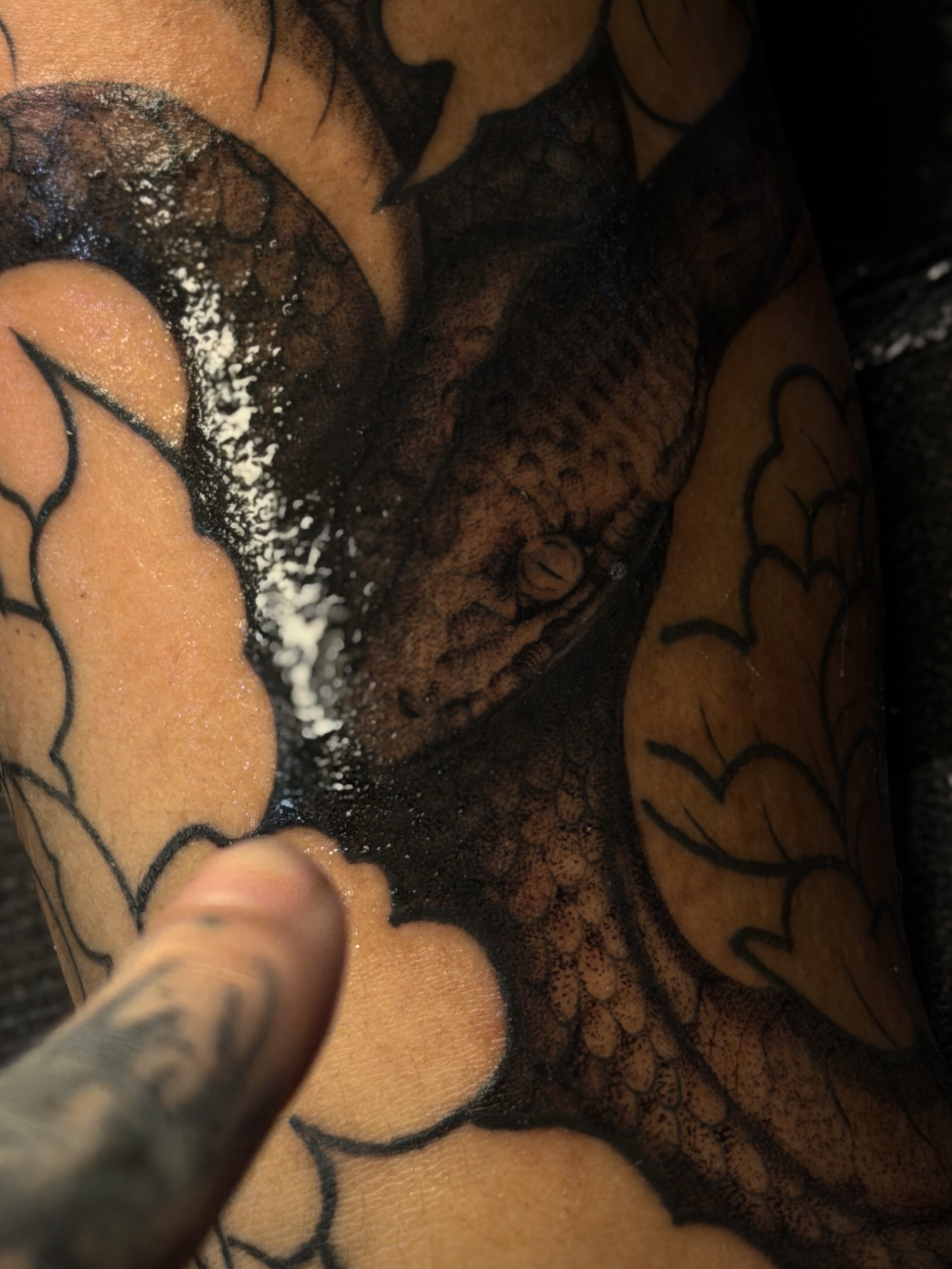 Snake American traditional tattoo on the upper arm by 𝔐𝔦𝔠𝔥𝔢𝔩𝔩𝔢𝔫 🦇