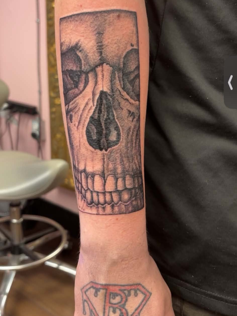 Tattoo by @beauty.by.vixen — black_and_grey