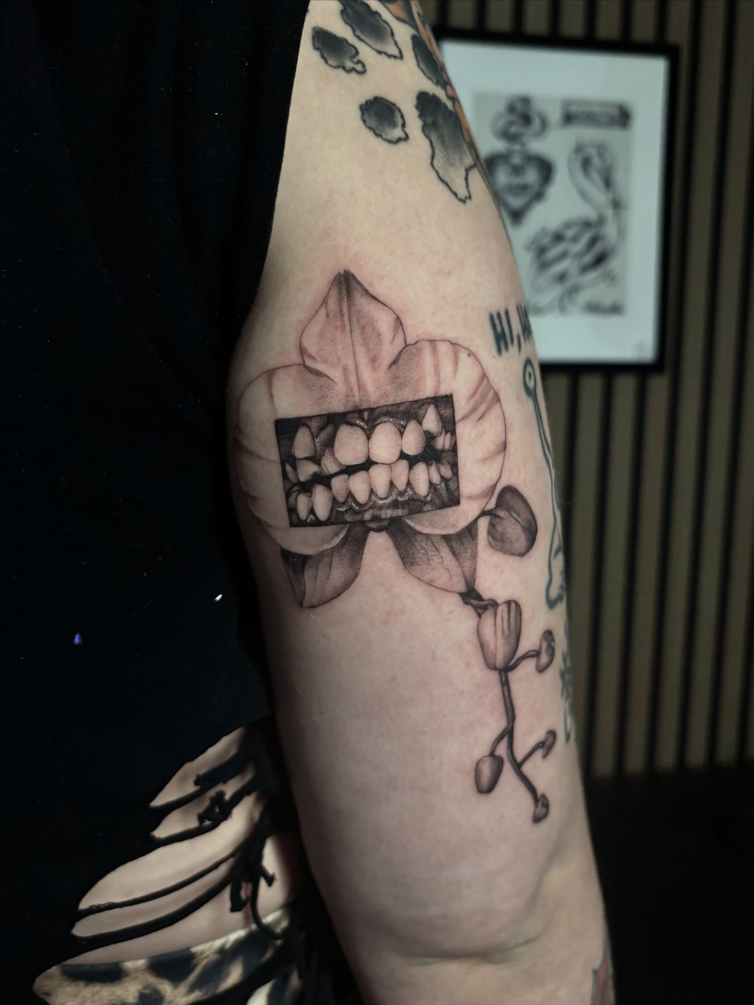 Tattoo by @1nkzilla — black_and_grey