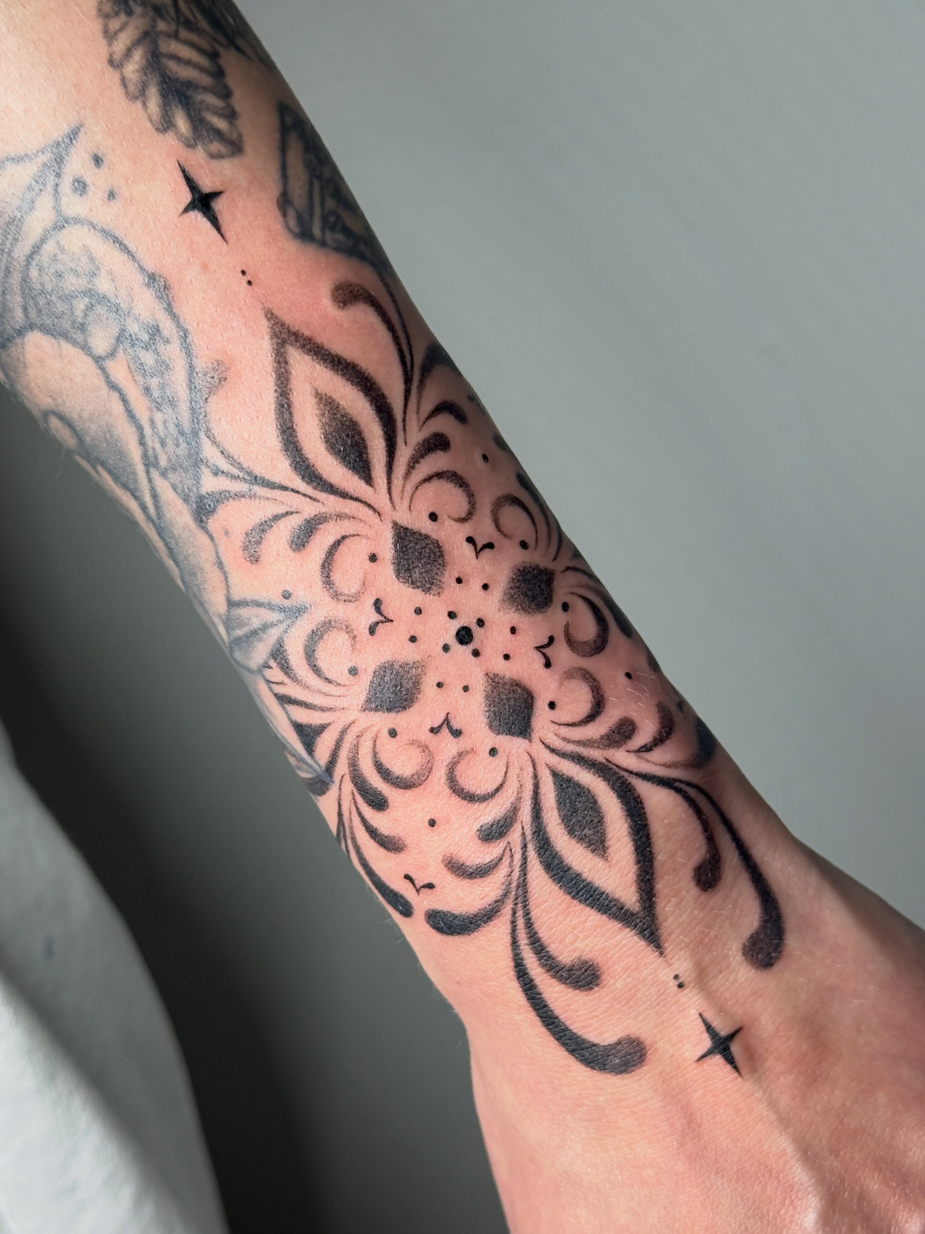 Tattoo by @inkbysana — dotwork, geometric